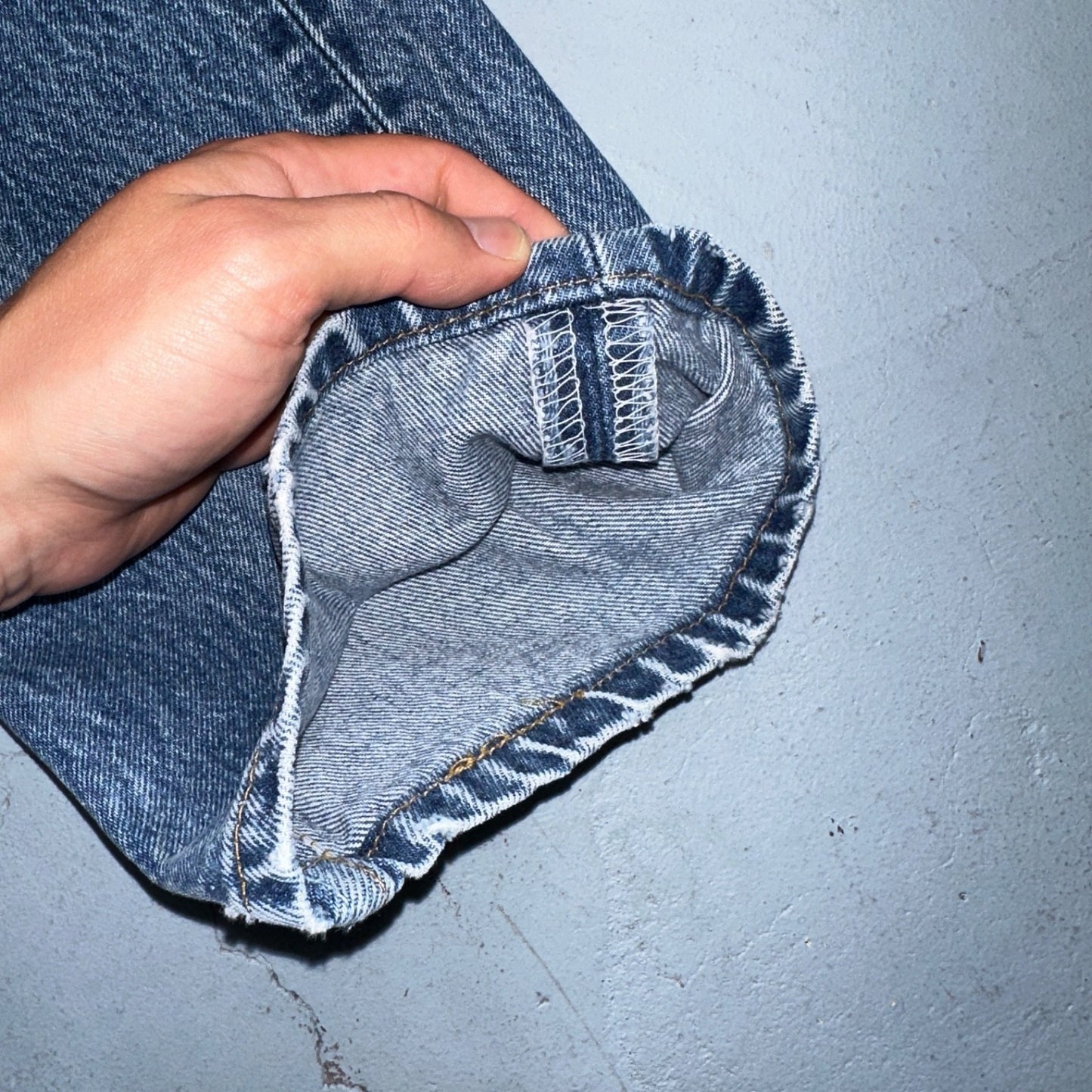 Levis 501 Vintage 90s USA XX Straight Leg Jeans Blue Light Wash 35x34 Act 32x30