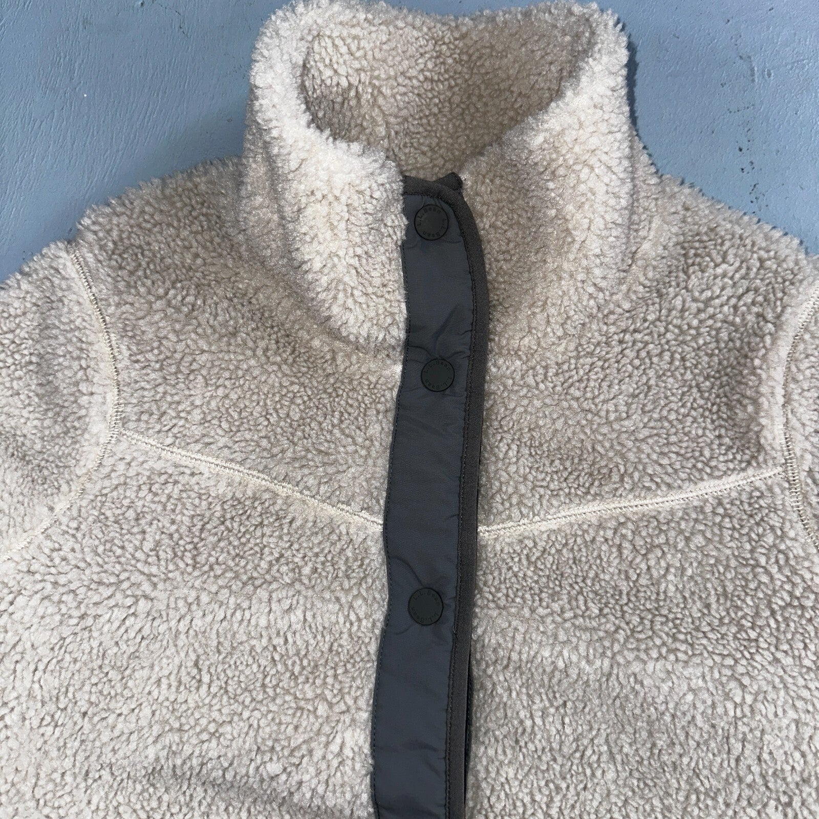 LL Bean Women's Sherpa Fleece Jacket Soapstone Grey Size Small Regular 515832