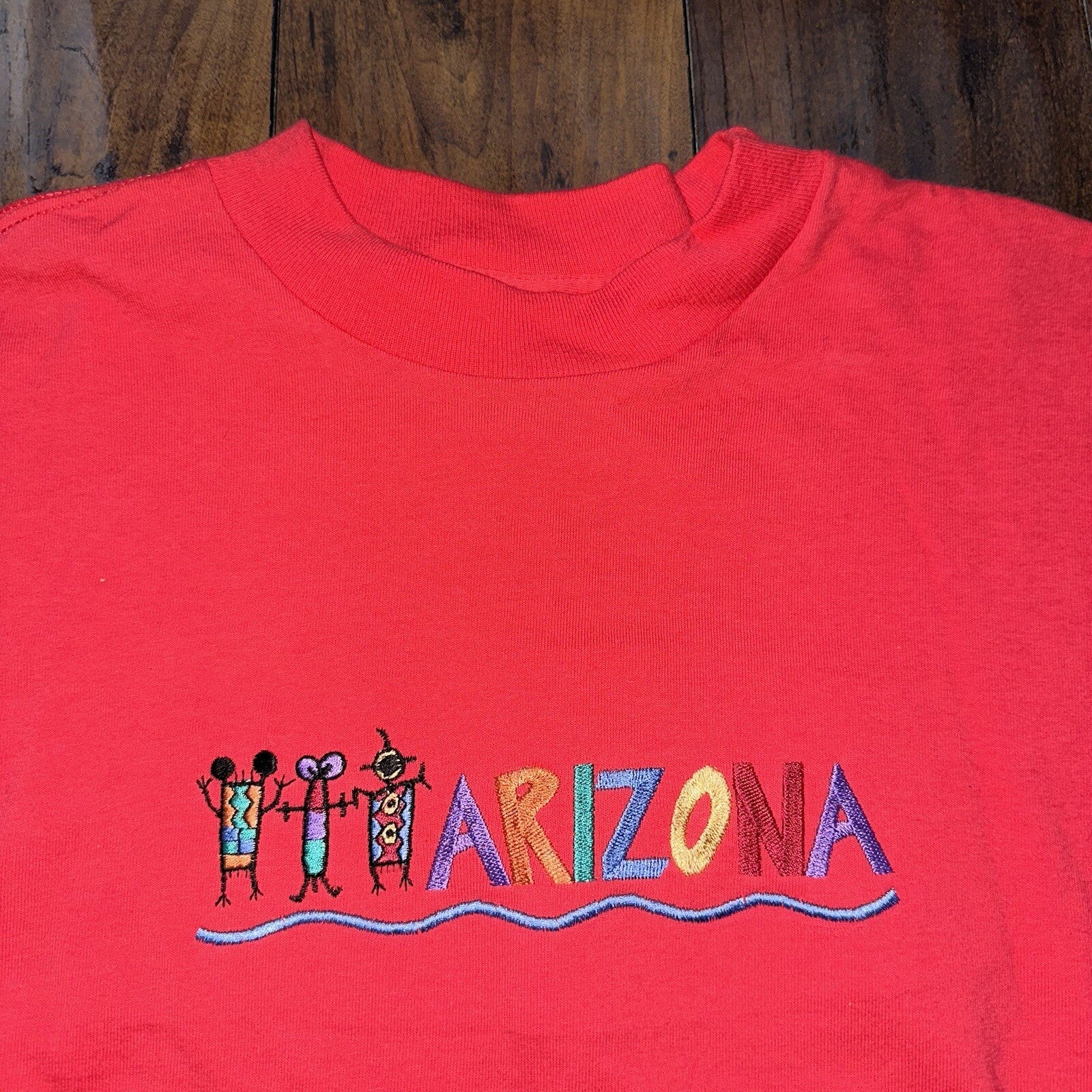 Arizona Vintage T Shirt 90s Red Abstract Fun Embroidery Travel Music Rap Band