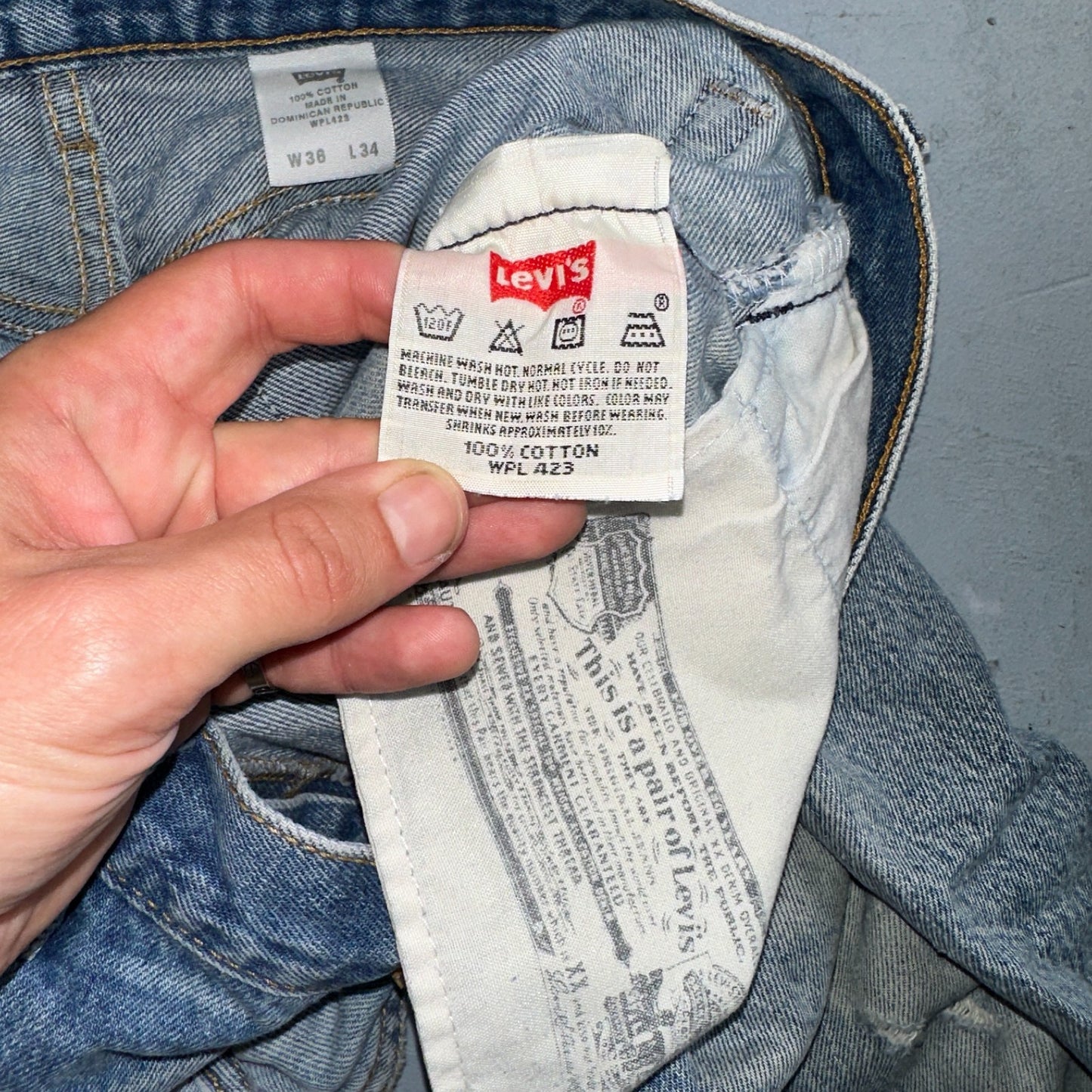 Levis 501 Vintage Y2K 90s XX Straight Leg Jeans Blue Light Wash 36x34 Act 33x30