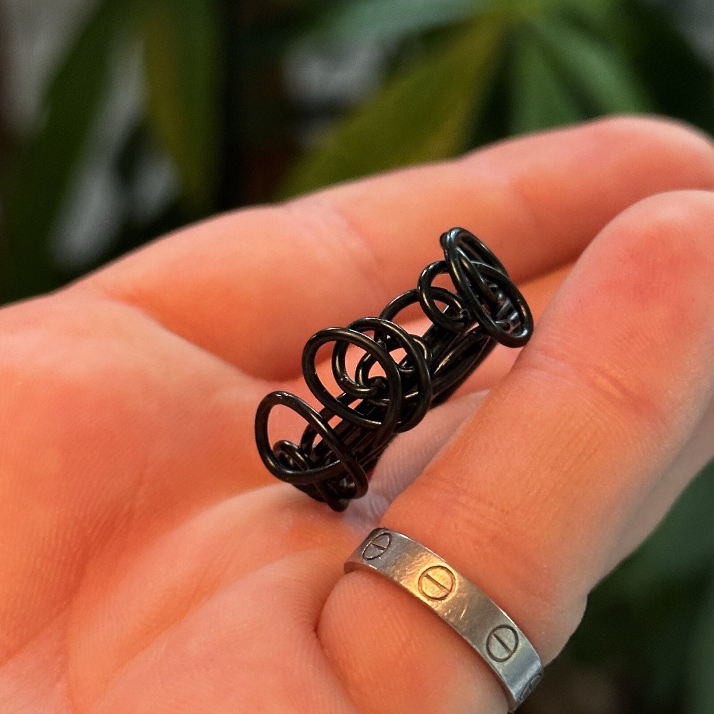 Homemade Wire Black Created Women's Wedding Band Ring Cute Y2K VTG Cool 90s