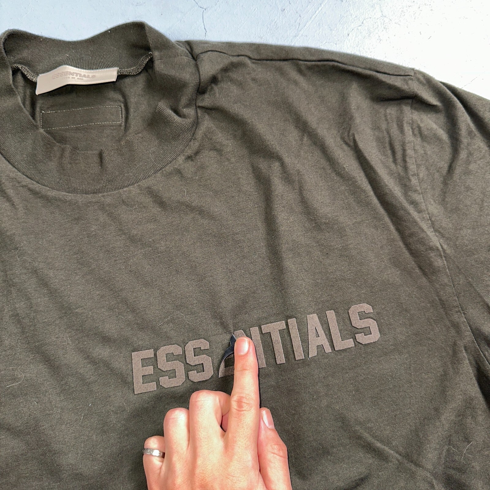 Essentials Fear Of God Brown Puff Print Logo Spell Our Men’s T Shirt XL Boxy