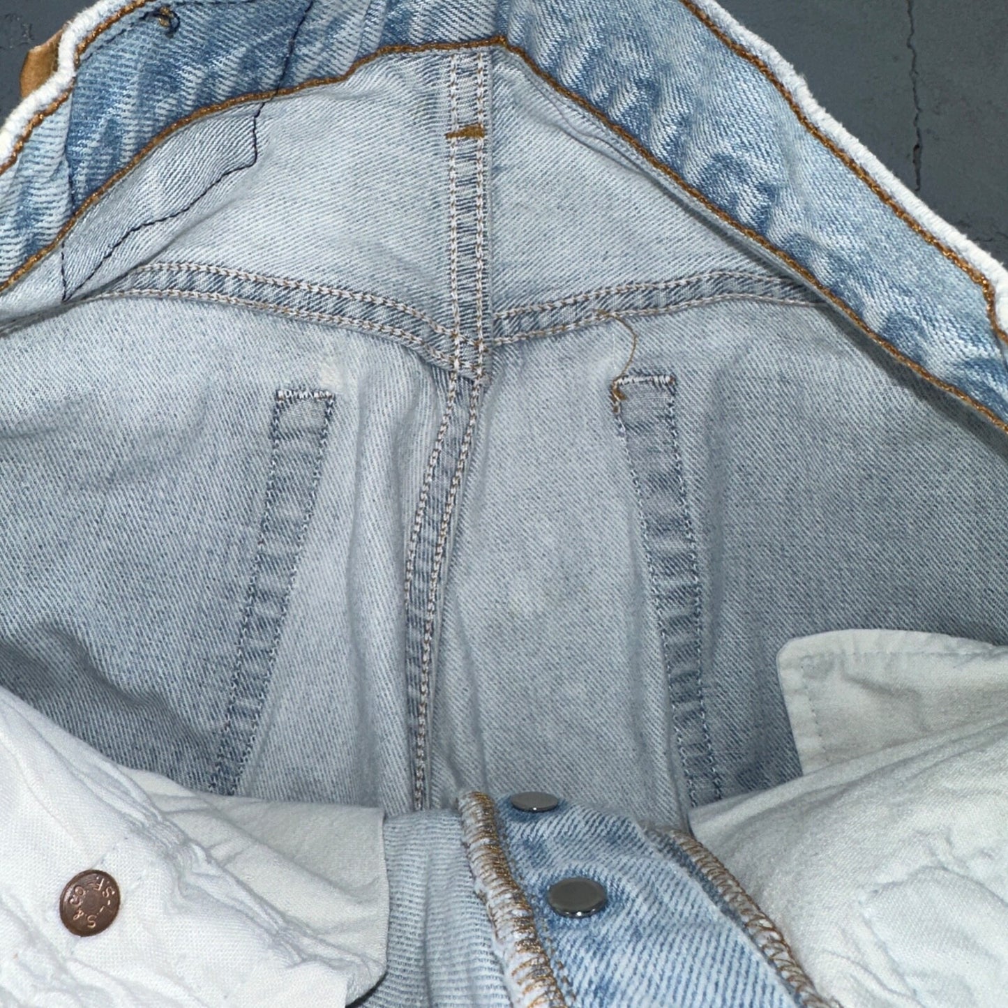 Levis 501 Vintage 90s USA XX Straight Leg Jeans Blue Light Wash 30x34 Act 28x29