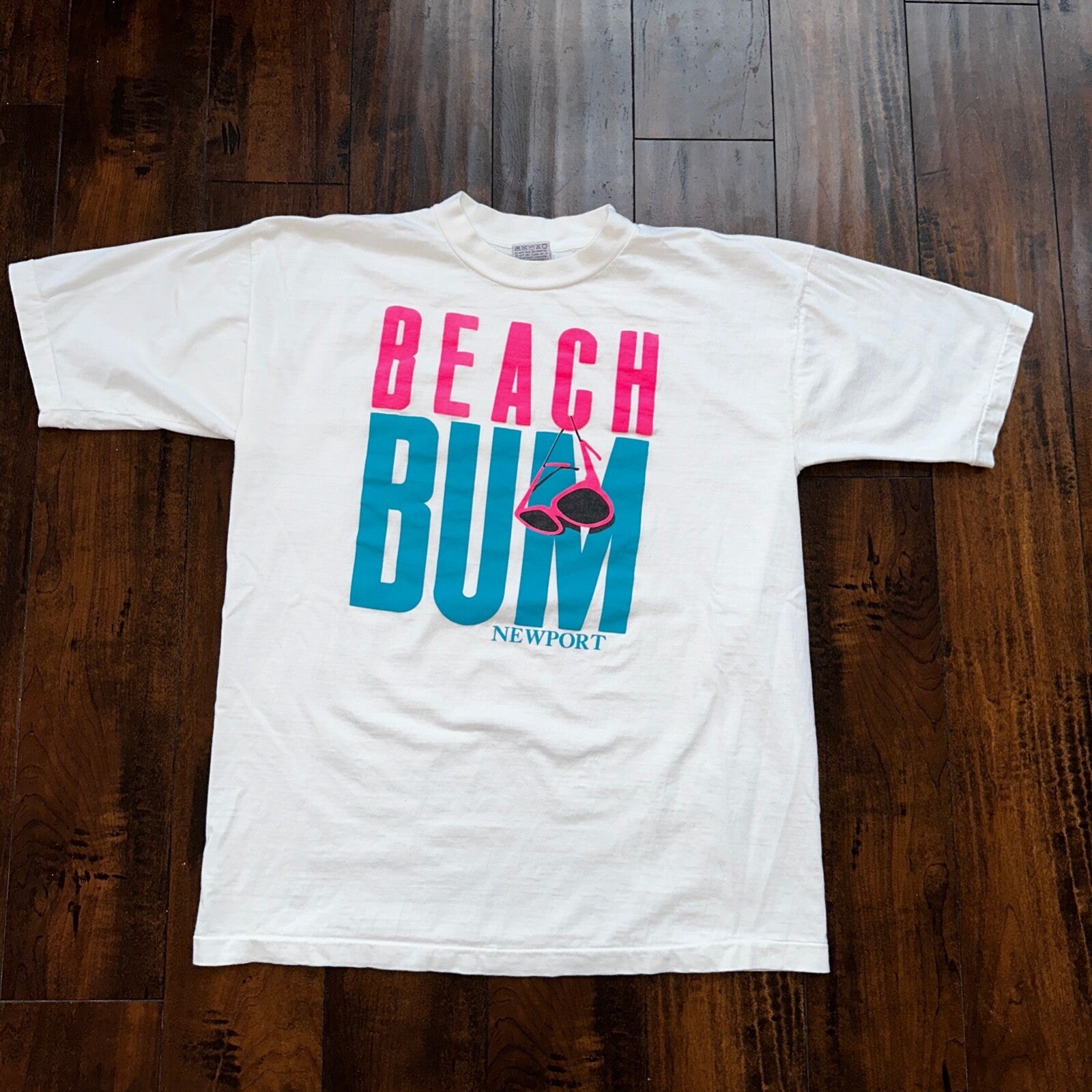 Beach Bum Newport Cigarettes Oregon Vintage T Shirt 90s Travel Cool PDX Punk