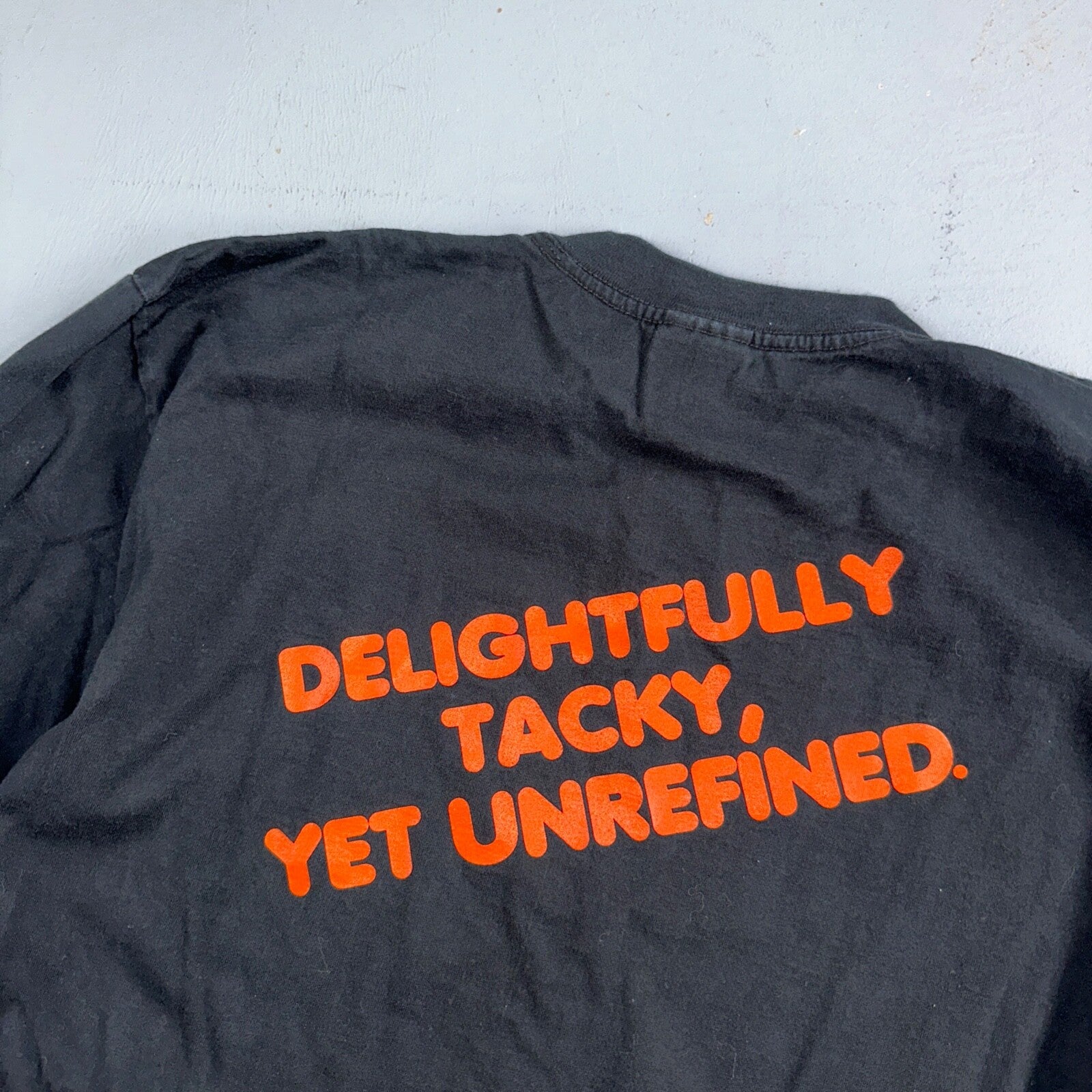 Hooters Beaverton Oregon Long Sleeve Y2K VTG T Shirt Tacky Black PDX Graphic