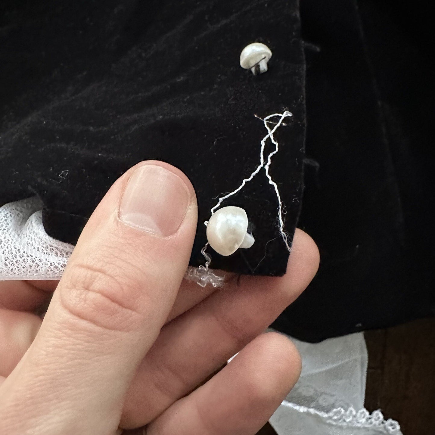 Vintage Sarah Kent Girls Victorian Style Dress Rare Black Pearls White Velour