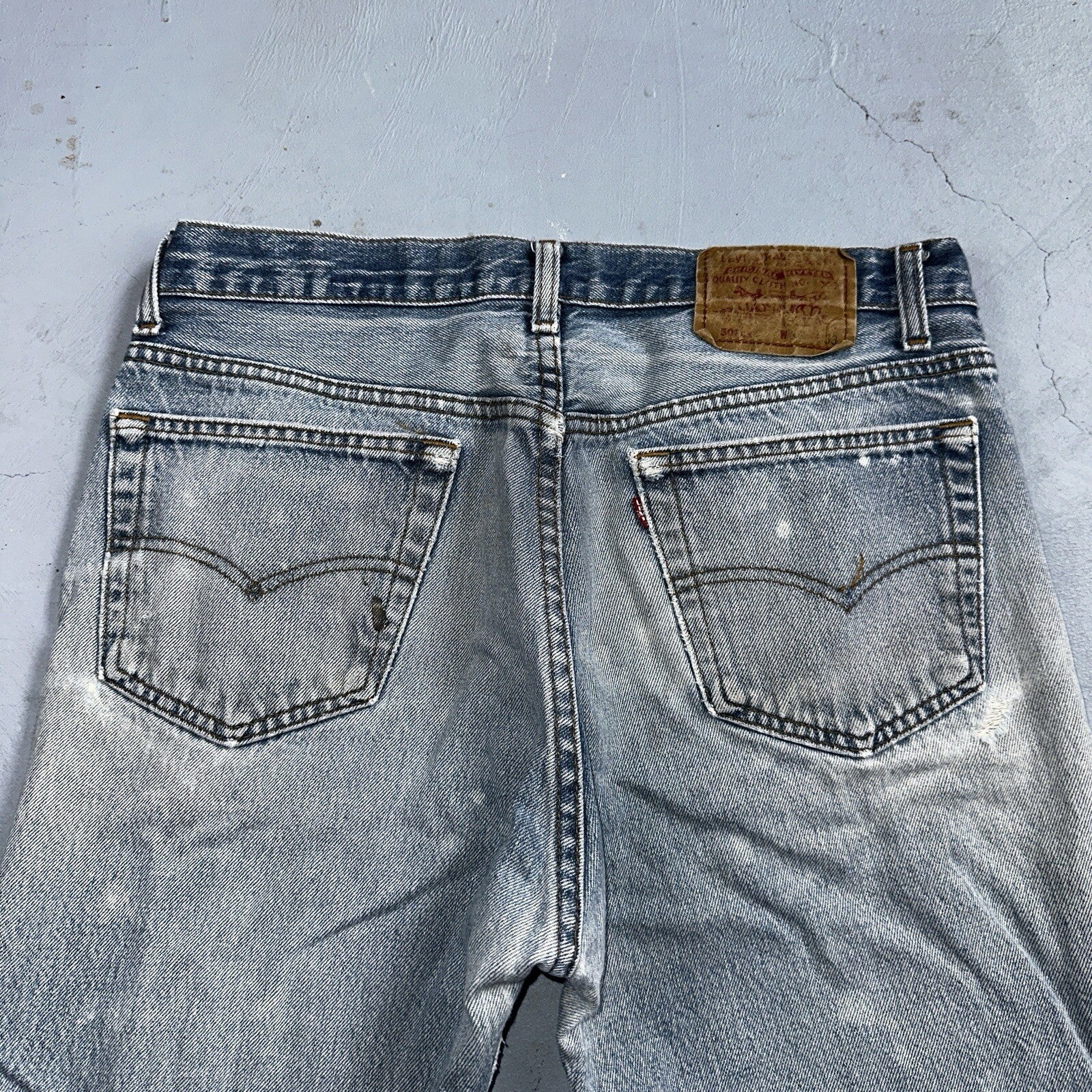 Levis 501 Vintage 90s USA XX Straight Leg Jeans 35x33 Light Wash Act 32x29