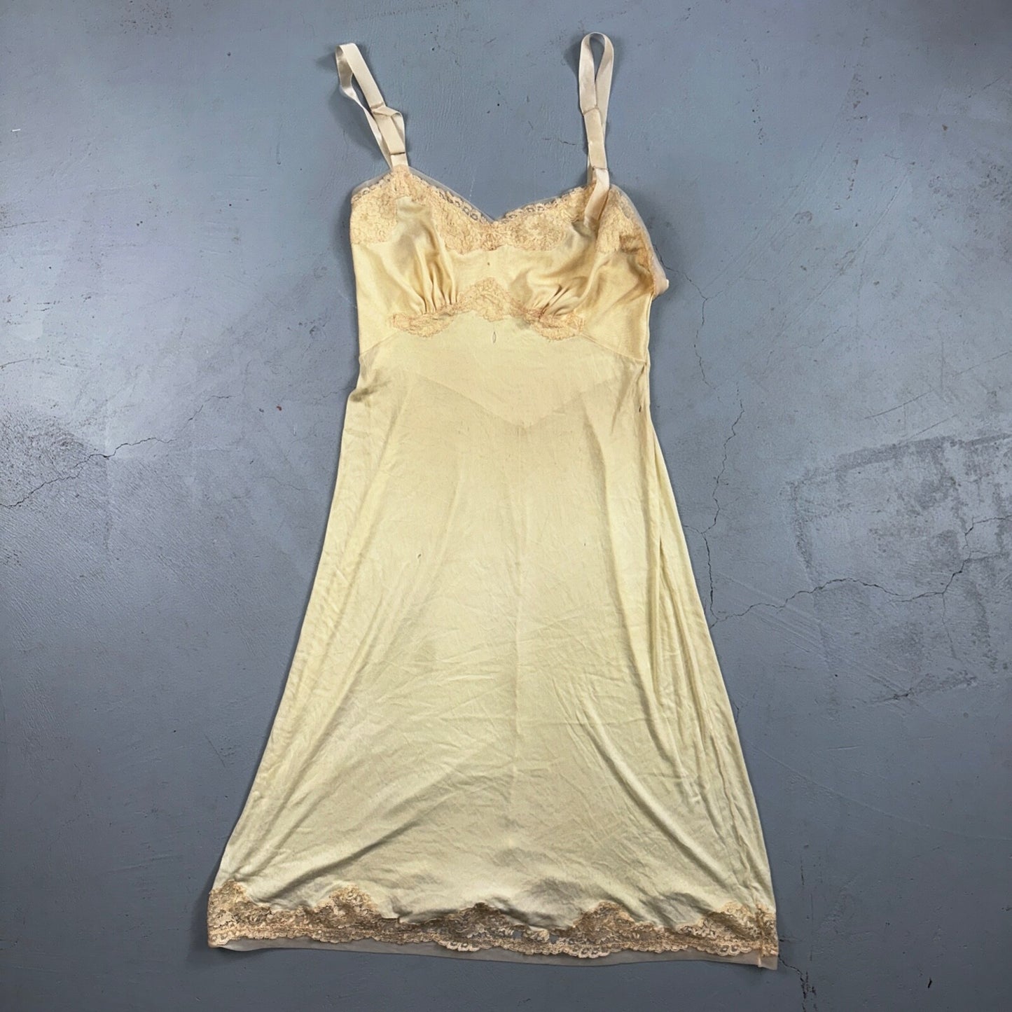 Vintage 1970s Charm Lingerie Slip Dress Sleepwear Full Sweep Nightgown Lace 70s