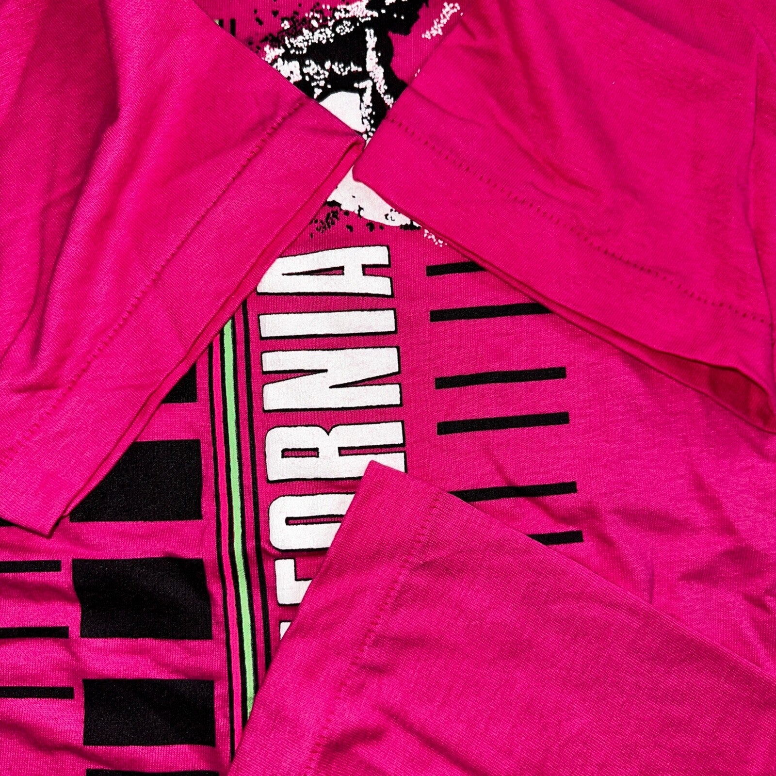 California Surfer VTG T Shirt Pink Ocean Swim Pacific Graphic 80s Bloopers Art