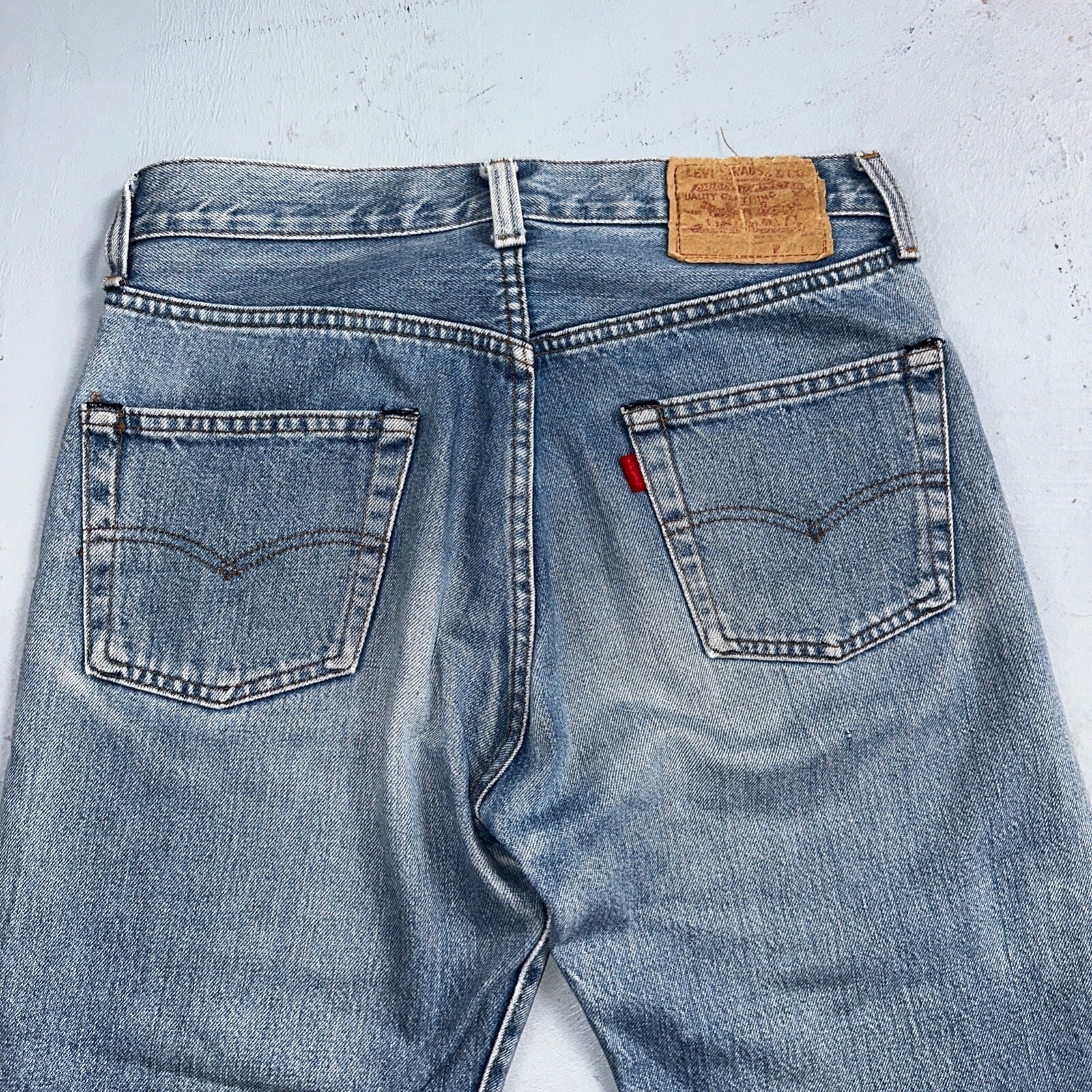 Levis 501 Vintage 80s Redline Selvedge USA XX Jeans Light Wash 30x36 Act 29x25