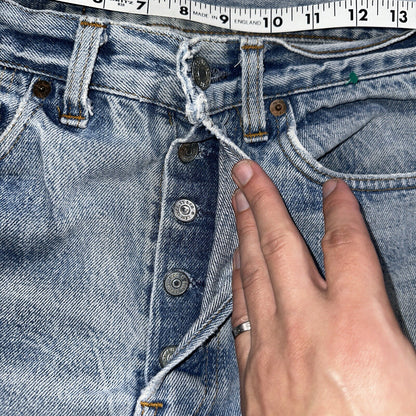 Levis 501 Vintage 80s USA XX Straight Leg Jeans 32x31 Thrashed Wash Act 30x26