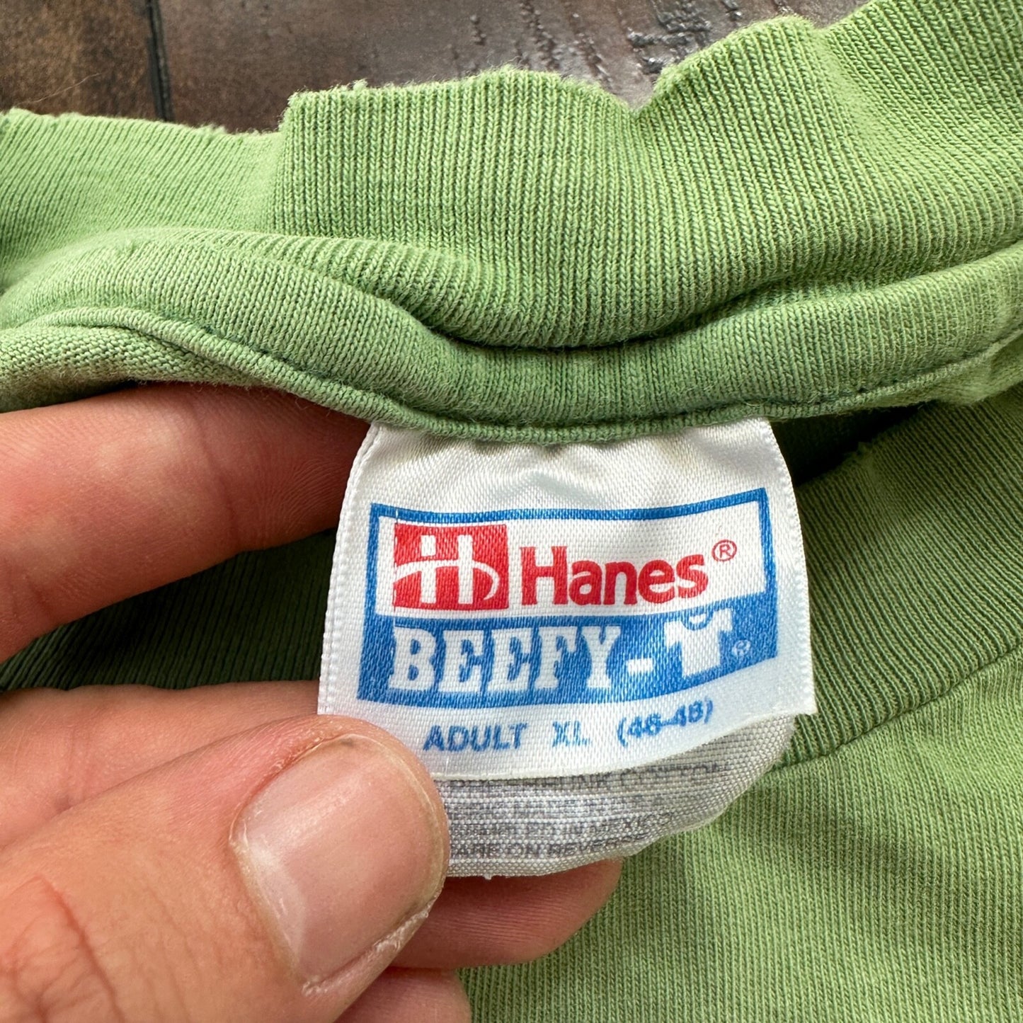 Dogs Love Green Vintage T Shirt Wine Country Oregon Animals Love Cute Hanes 90s