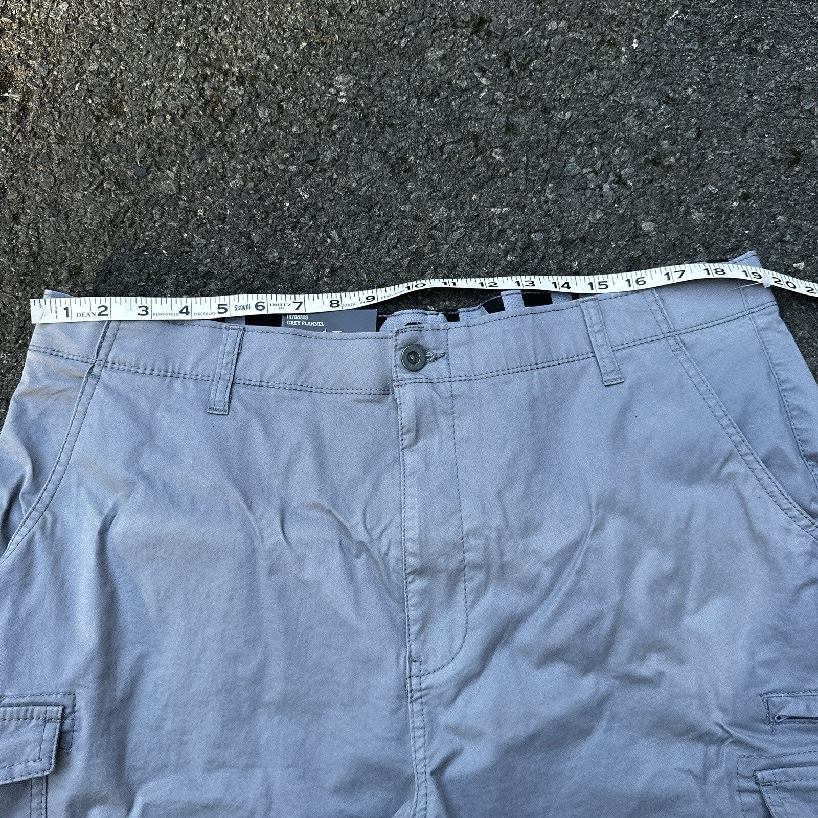 Iron Co. Men's NWT 38 Comfort Waistband Regular Fit Stretch Cargo Short