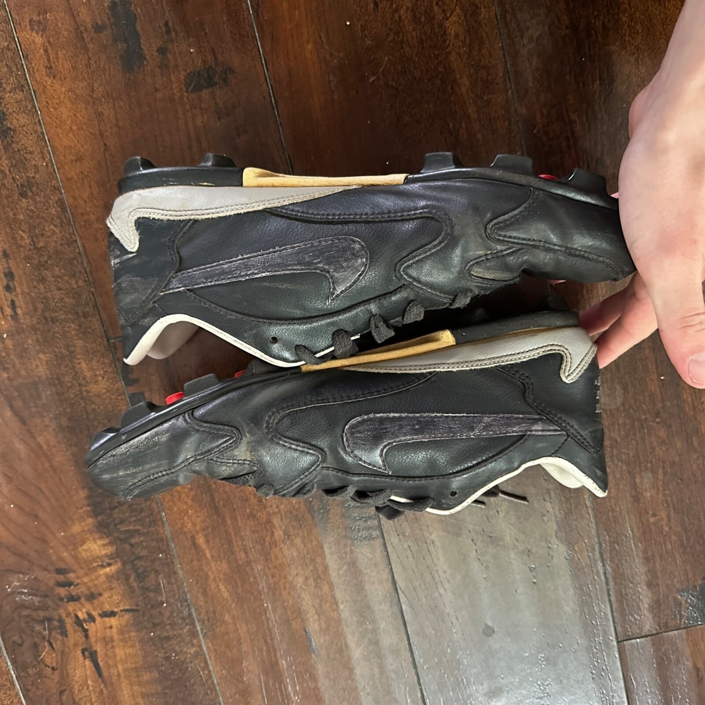 Nike Vintage 90s Mens Size 11 Sharks Sneakers Shoes Cleats Black 1994 Football