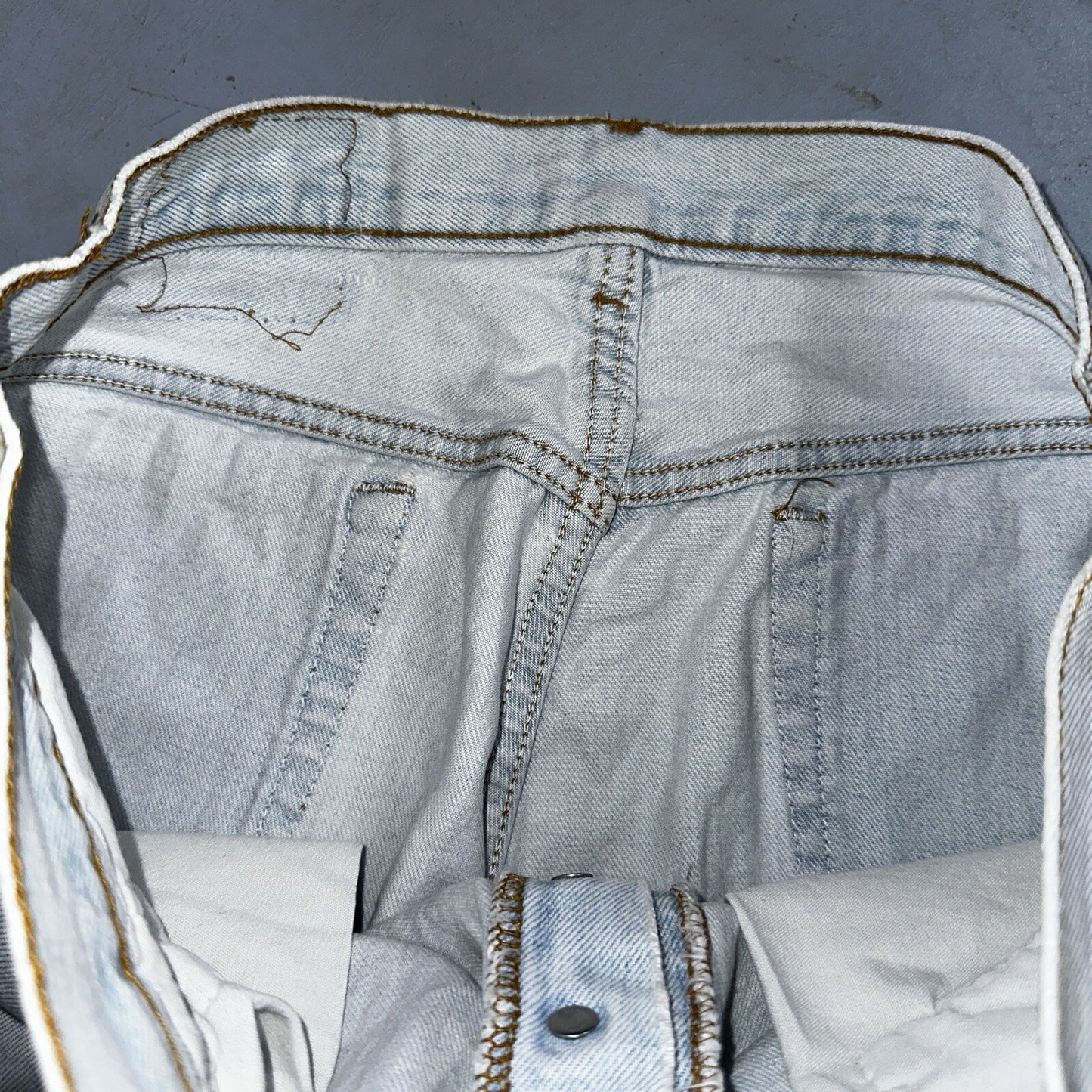 Levis 501 Vintage 90s USA XX Straight Leg Jeans 36x32 Light Wash Act 33x30