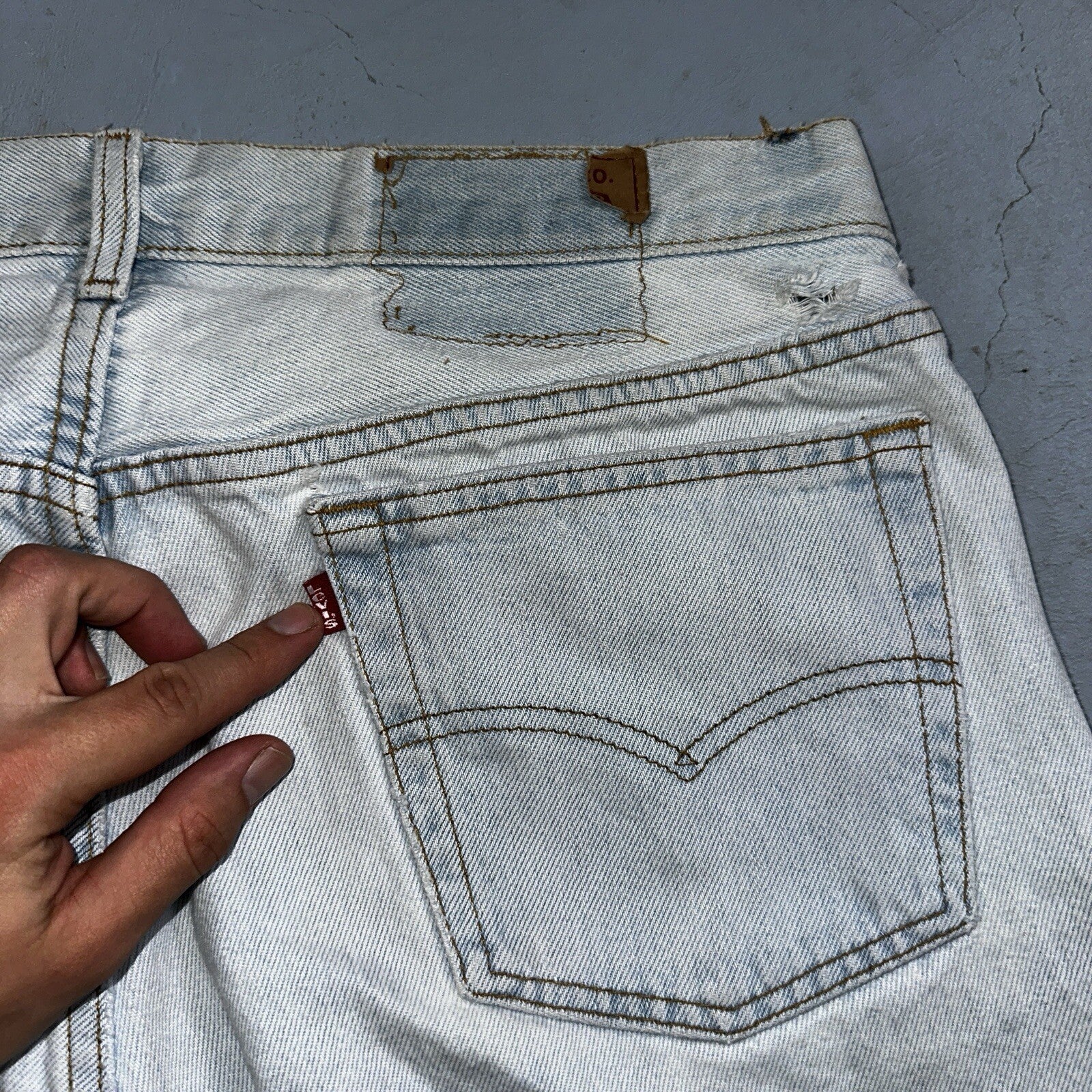 Levis 501 Vintage 90s USA XX Straight Leg Jeans 36x32 Light Wash Act 33x30