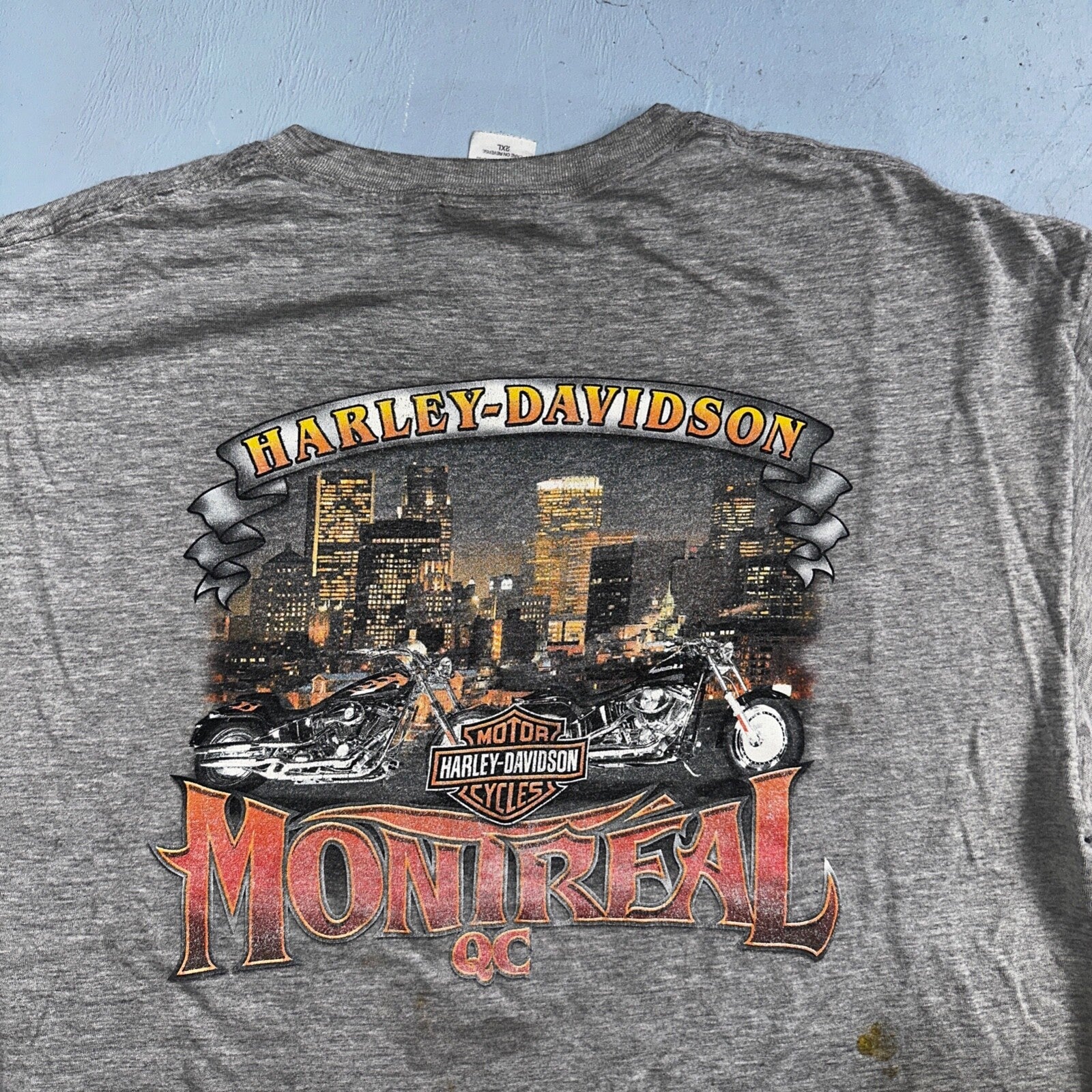 Harley Davidson Montreal Canada VTG T Shirt Doyles Grunge Thrashed Stained