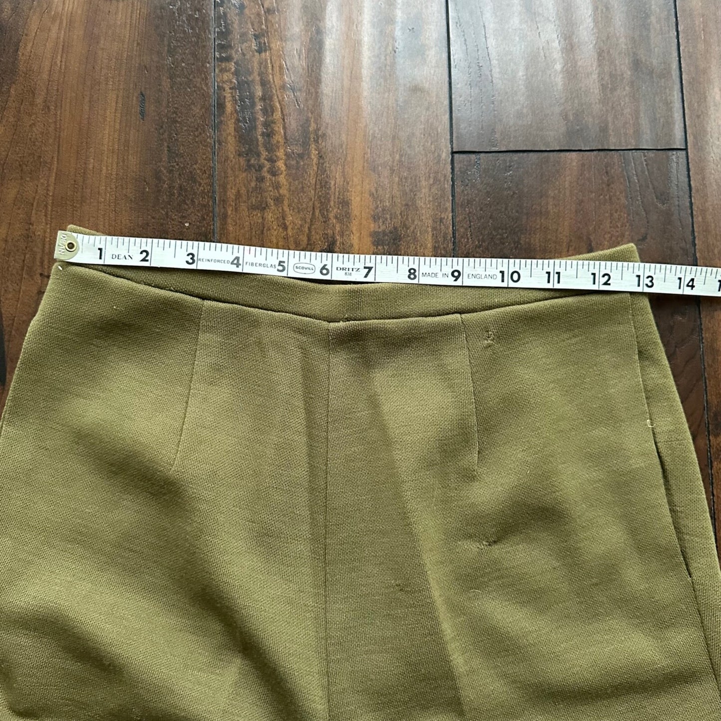 Vintage USA Rockabilly Womens Shorts Disco Wool? 70s 80s Church Funky Green Army