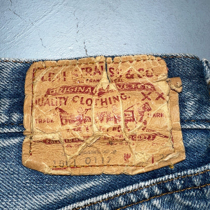 Levis 501 Vintage 80s Redline Selvedge USA XX Jeans Light Wash Capri Act 30x25
