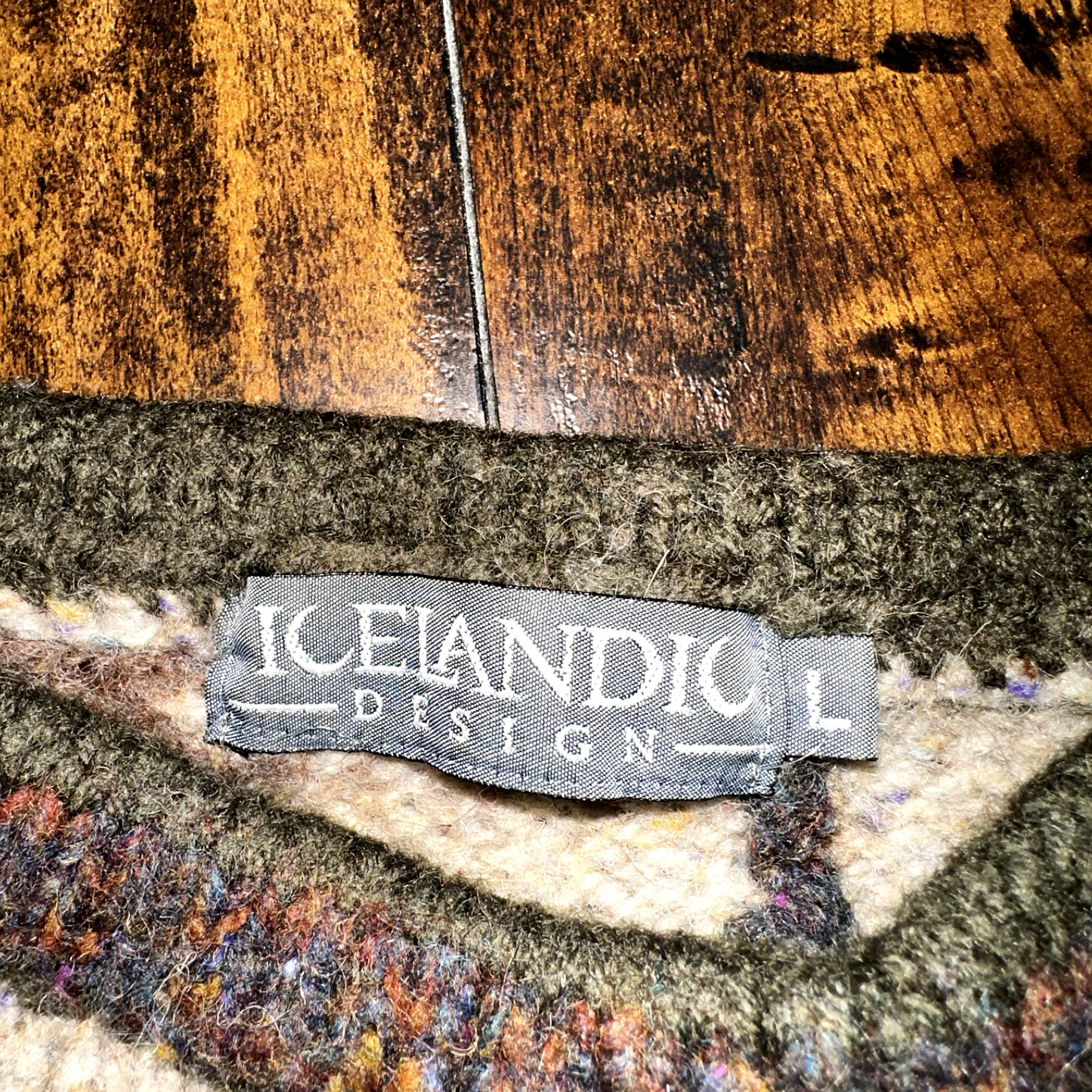 Women's Icelandic Design Sweater SZ Large Cropped Wool Fair 70s 80s Fall Leaves