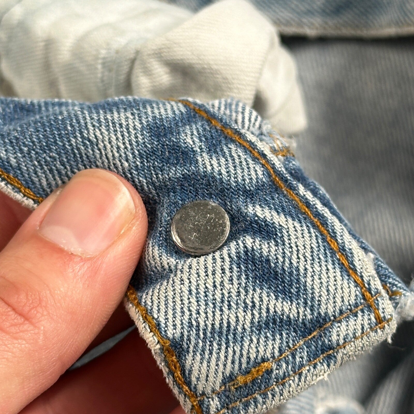 Levis 501 Vintage 80s Redline Selvedge USA XX Jeans Thrashed Light Act 30x33