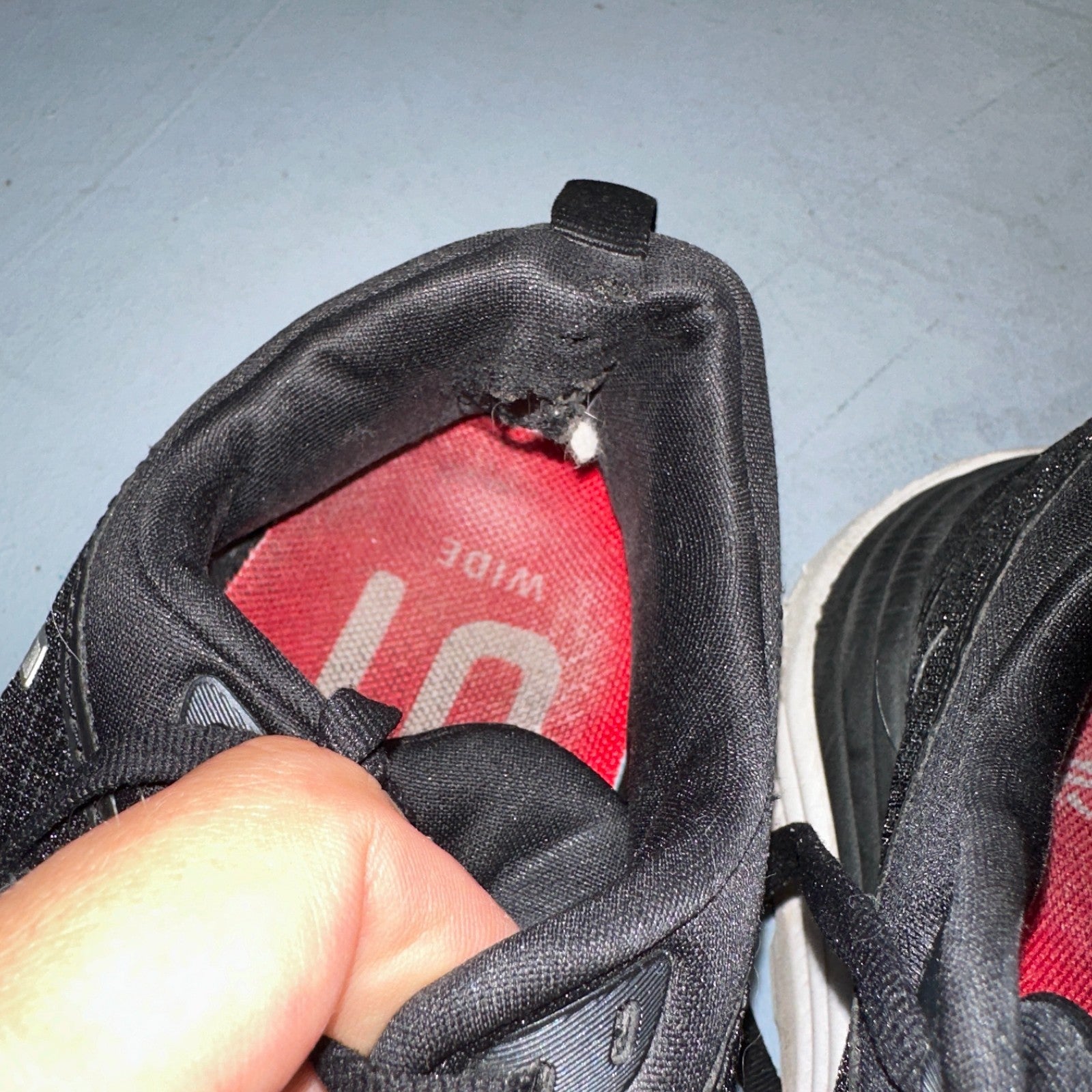 Hoka One One Womens Gaviota 5 1134235 BWHT Black Running Shoes Size 7 D