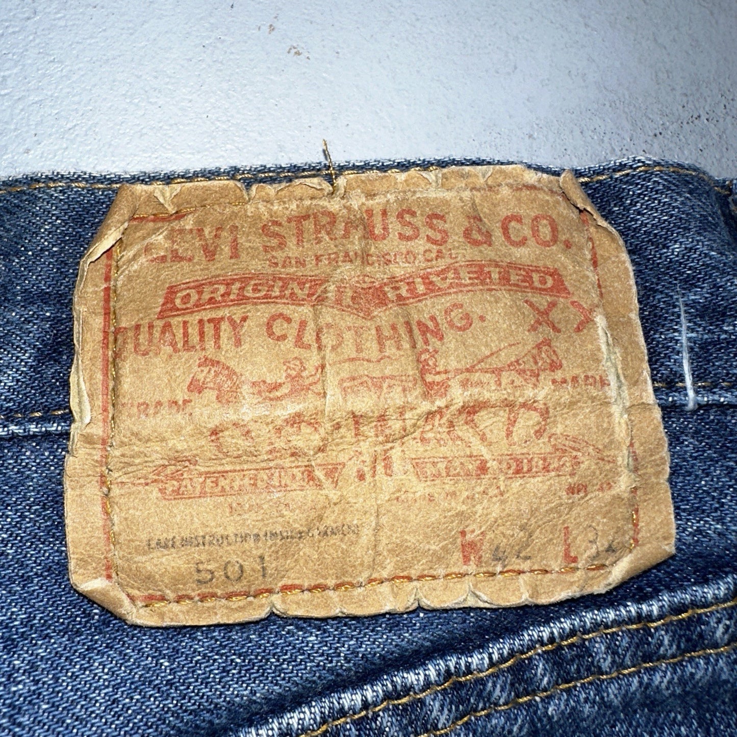 Levis 501 Vintage 80s Redline Selvedge USA XX Jeans Med Wash 42x34 Act 39x31