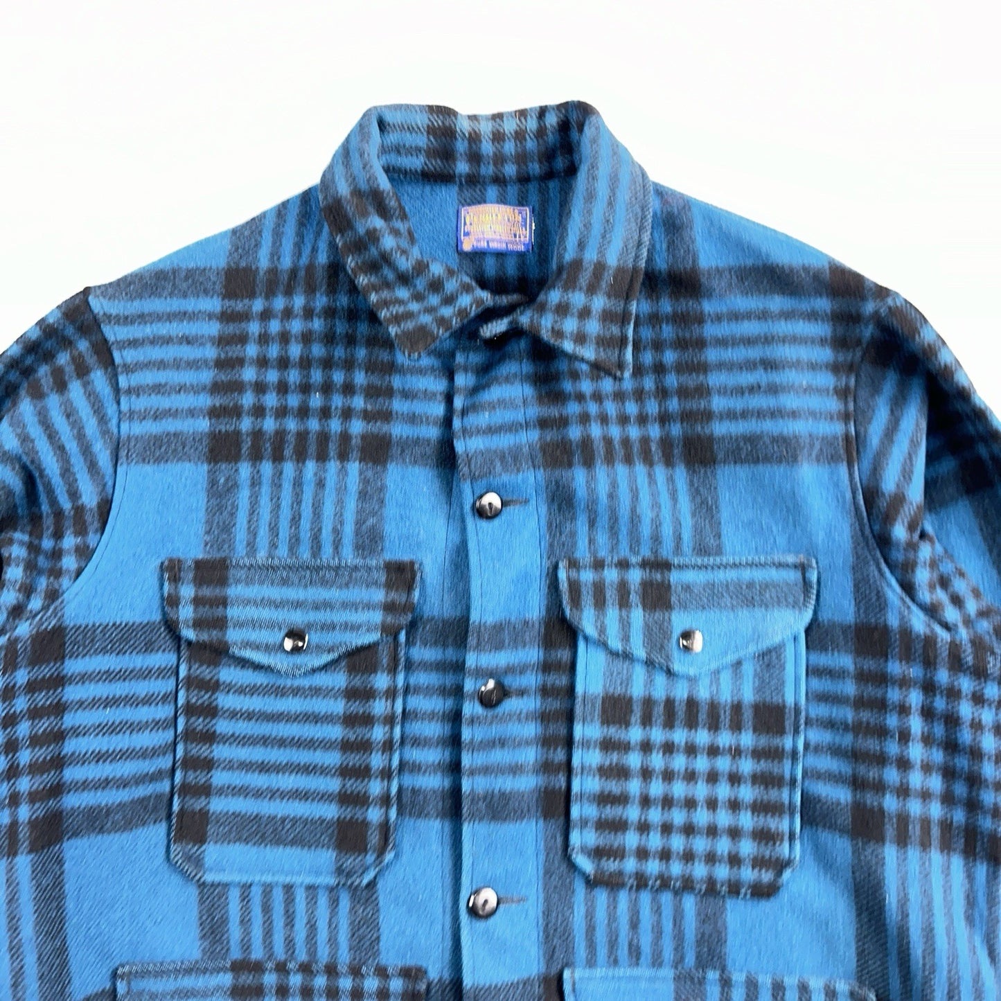 Pendleton Wool Coat Mackinaw VTG Hunting Jacket Blue Plaid Mens Large USA 80s