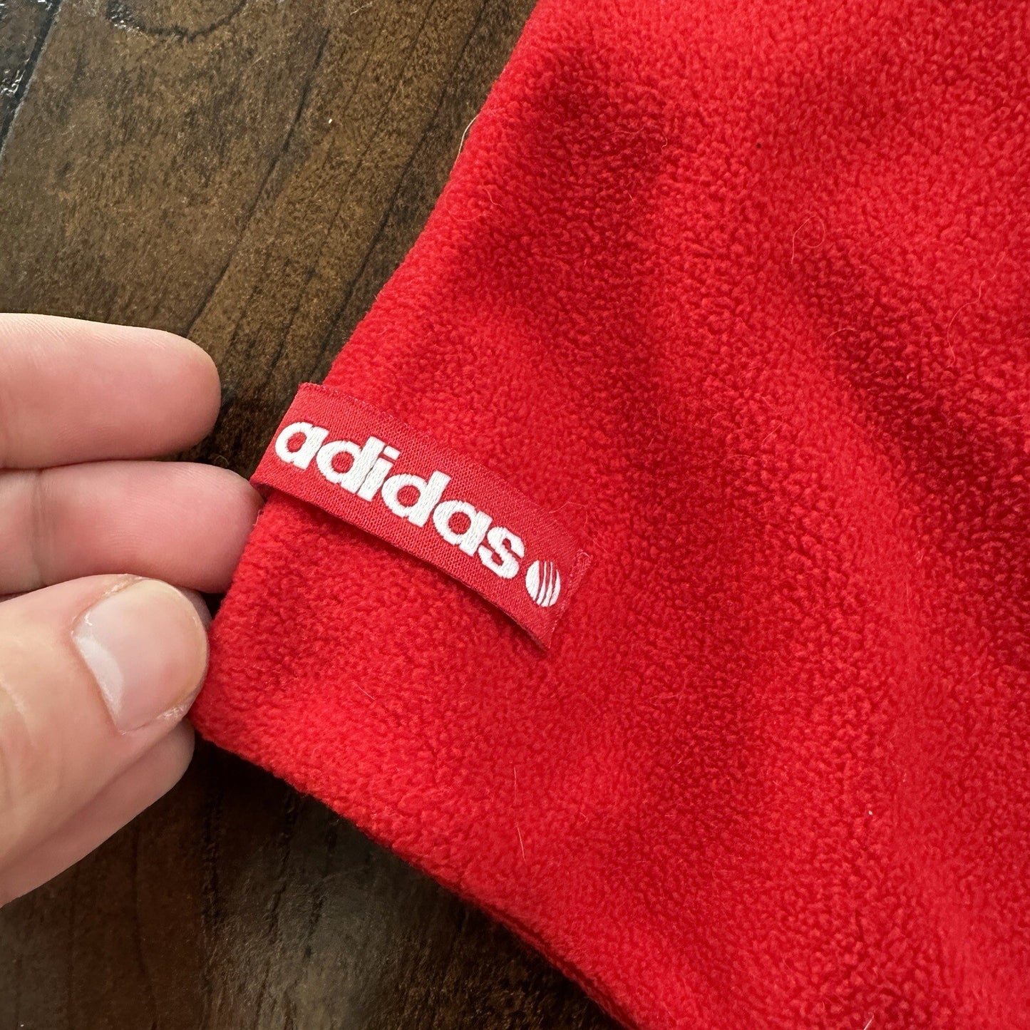 VTG Adidas Scarf Beautiful Red Colors Neo Label Soft Sports Athletic Swans