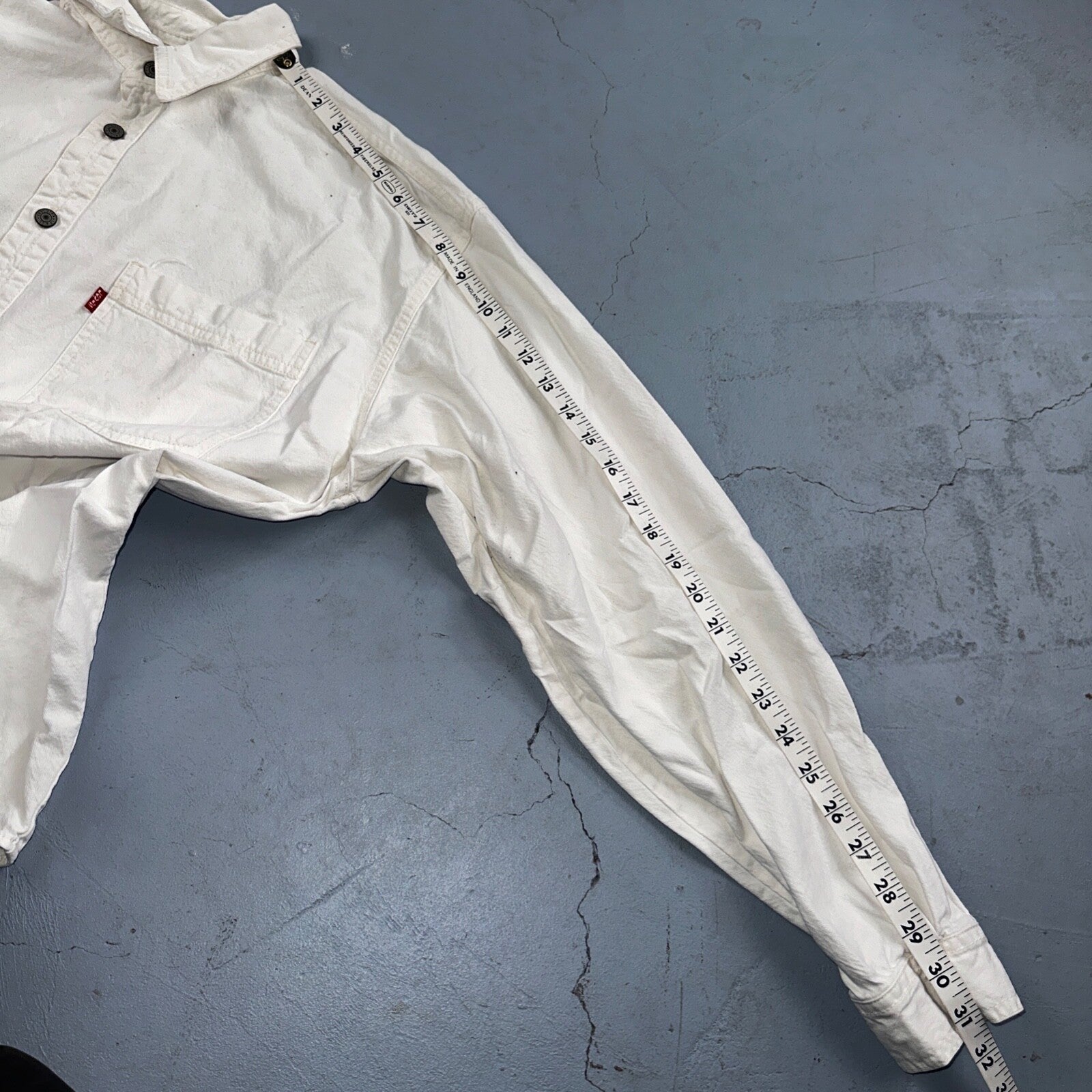 VTG Levis Red Tab Men Button Up Shirt Large White Long Sleeve 90s Y2K Thrashed