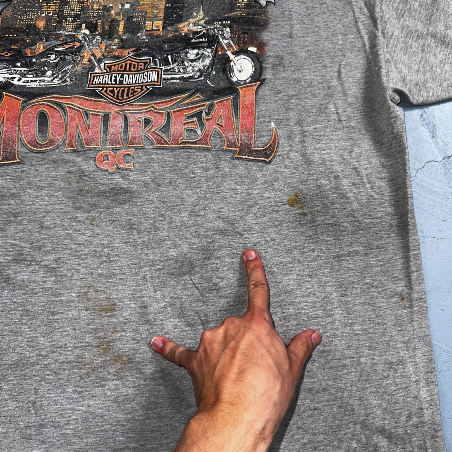 Harley Davidson Montreal Canada VTG T Shirt Doyles Grunge Thrashed Stained