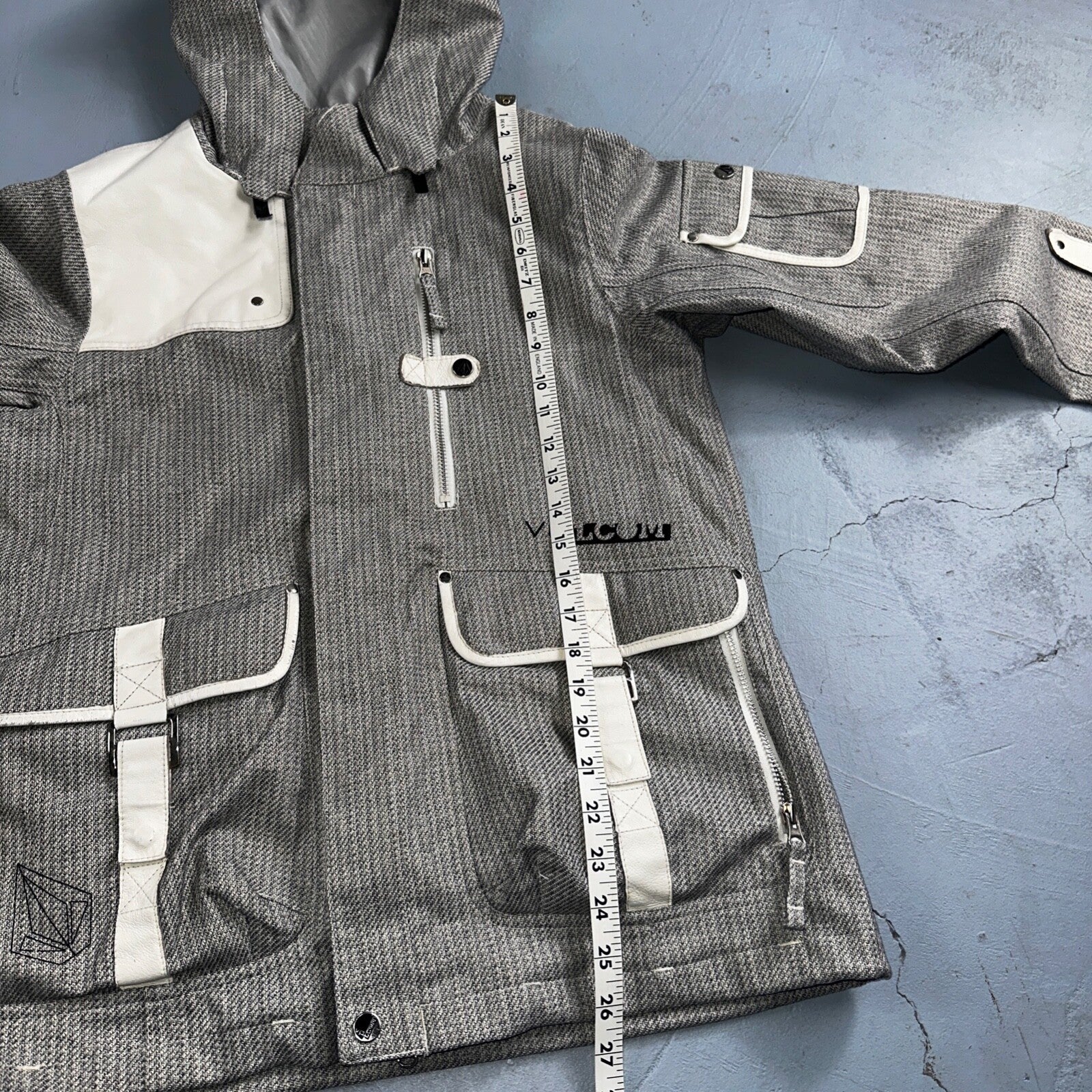 Volcom Snowboarding Jacket Men's Size Small Transition Parka Gray Ski