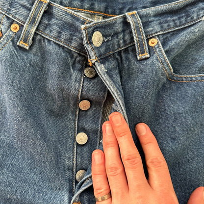 VTG Levis 501 XX Button Fly 90s USA Jeans Denim Straight Capri 34x30 Act 31x25