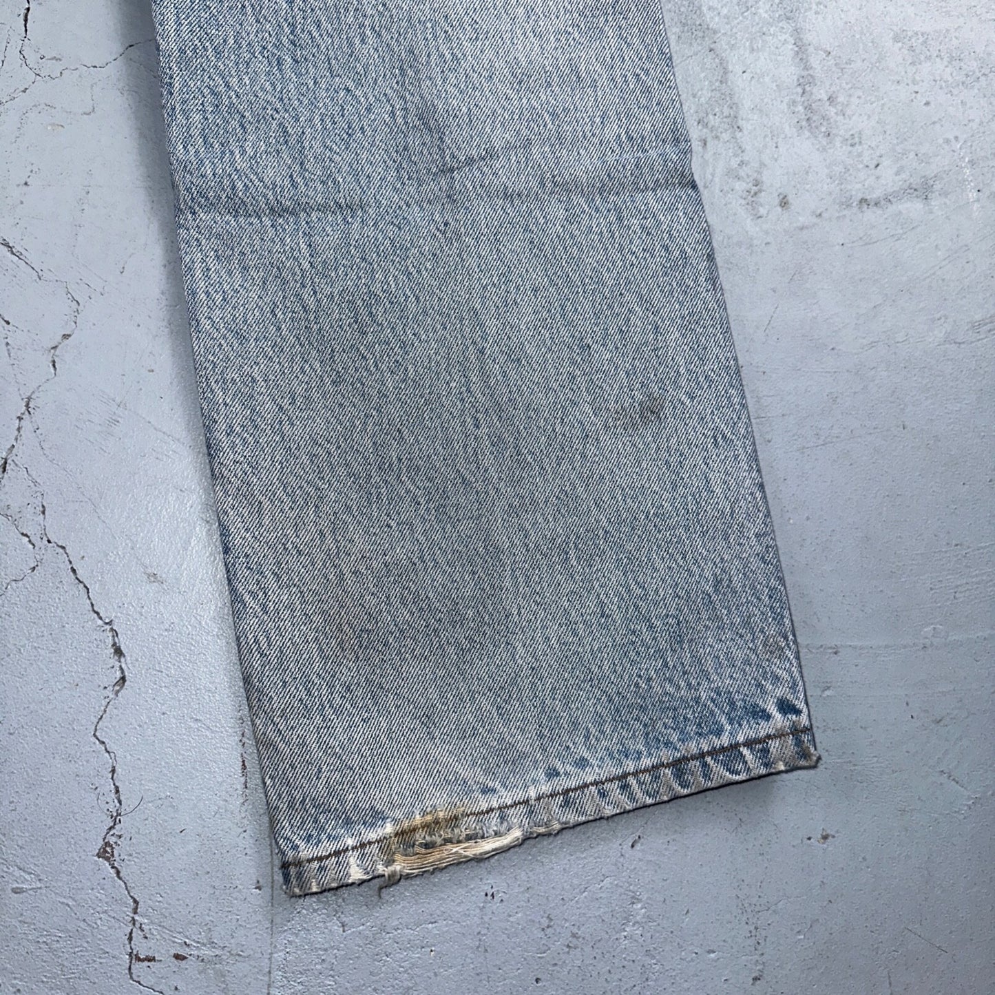 Levis 501 Vintage 90s USA XX Straight Leg Jeans Blue Light Wash 34x36 Act 31x32