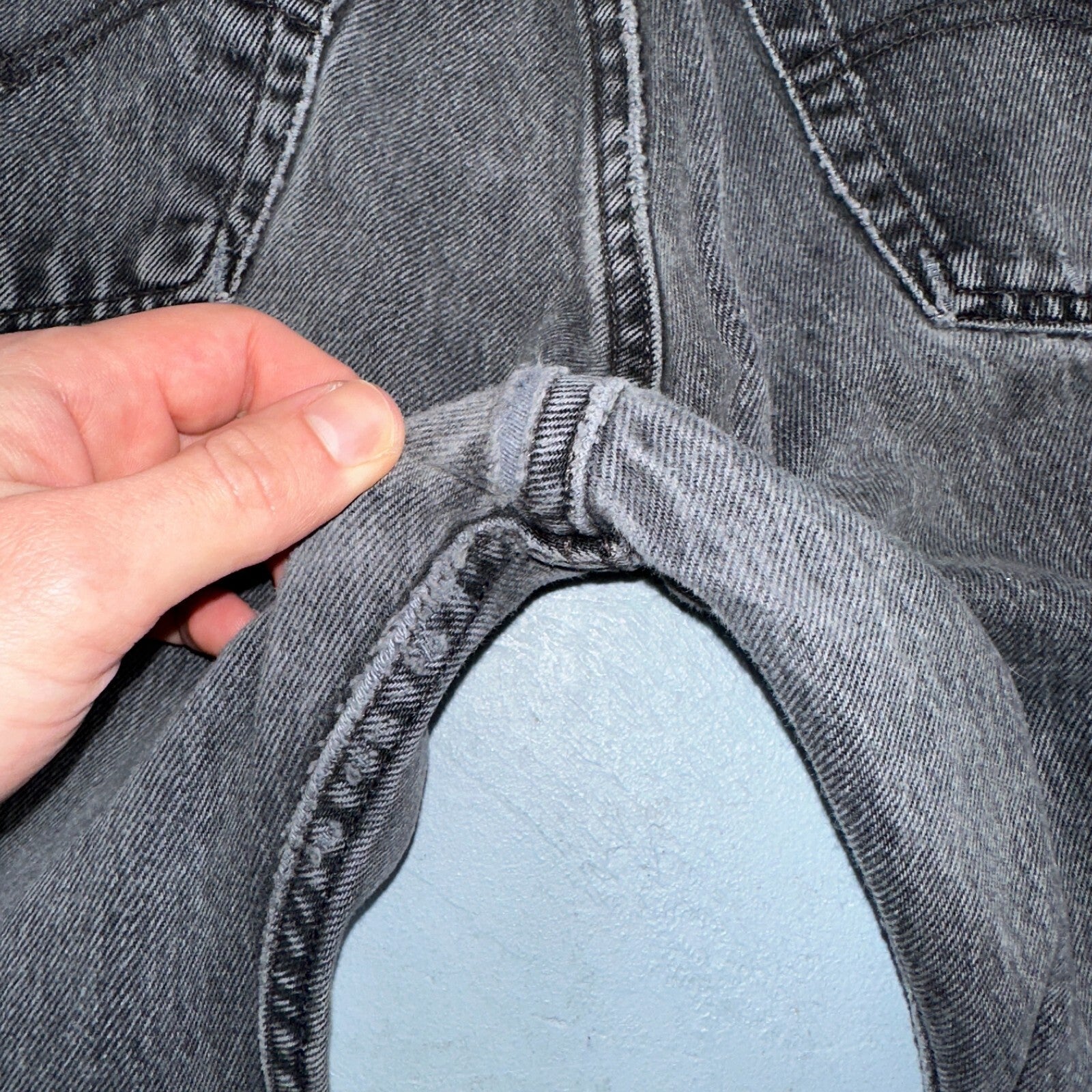 Levis 501 Vintage 90s USA XX Straight Leg Jeans Black Med Wash 32x32 Act 30x30