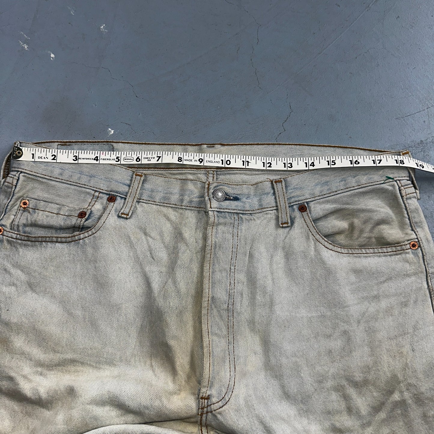 Levis 501 Vintage 90s UK Straight Leg Jeans Blue Light Wash 38x36 Act 37x30