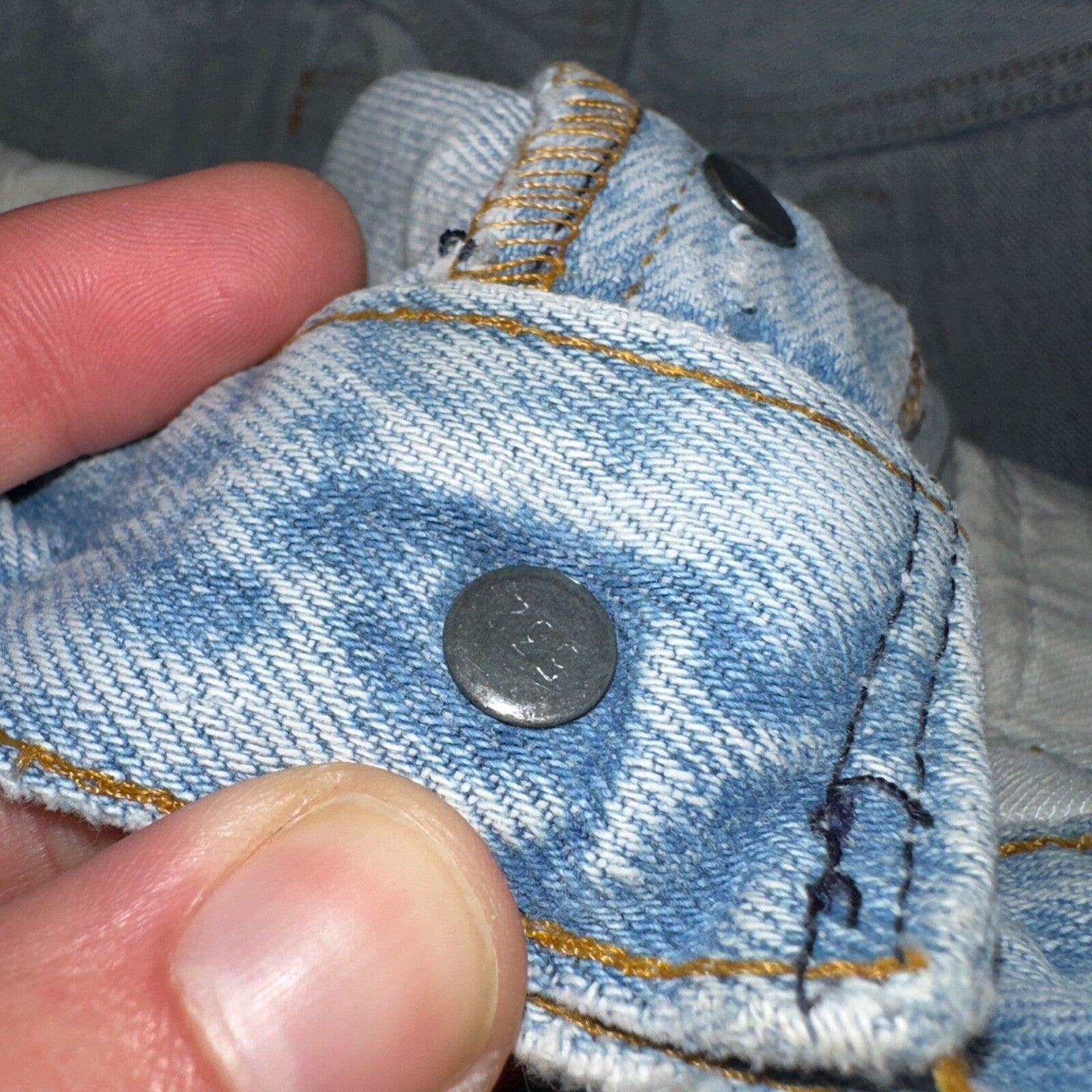 Levis 501 Vintage 80s USA XX Straight Leg Jeans Blue Light Wash 34x36 Act 31x34