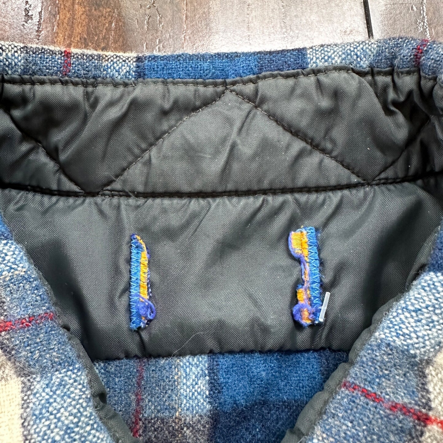 PENDLETON VTG LODGE WOOL FLANNEL L/S SHIRT 80s 70s USA Plaid sz L Shirt