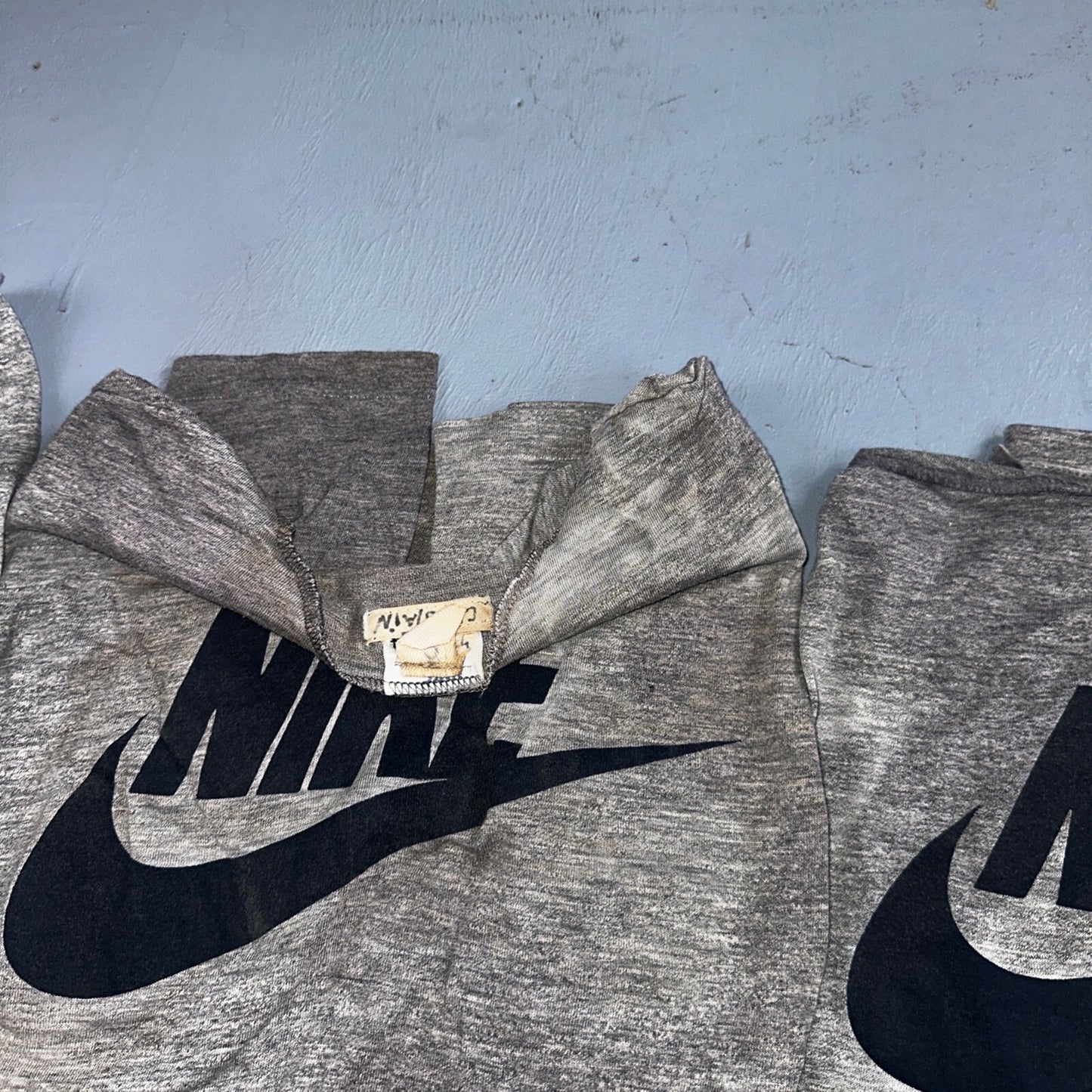 Nike 70s Lot of 8 VTG T Shirt Orange Tag Gray Swoosh Soft Chopped Front Team