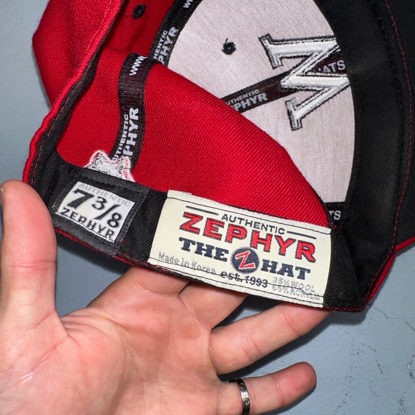 Wisconsin Badgers Red Snap Back Baseball Trucker Hat Cap VTG Zephyr Korea 80s