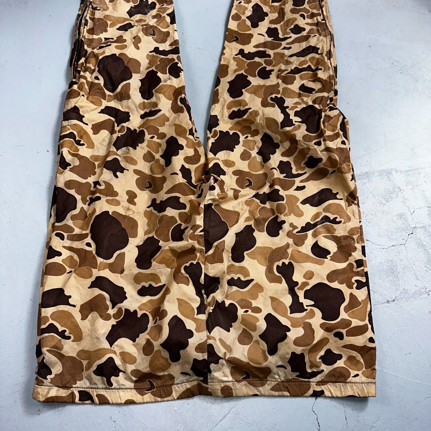 Columbia 1970s VTG Mens Size Large Duck Camo Nylon Rain Pants 70s Rare Black