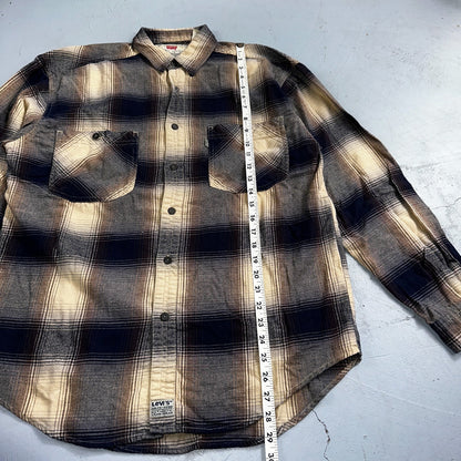 Levis Men's Plaid Flannel Shirt Size M Front Pockets Made in Russia Vintage Y2K