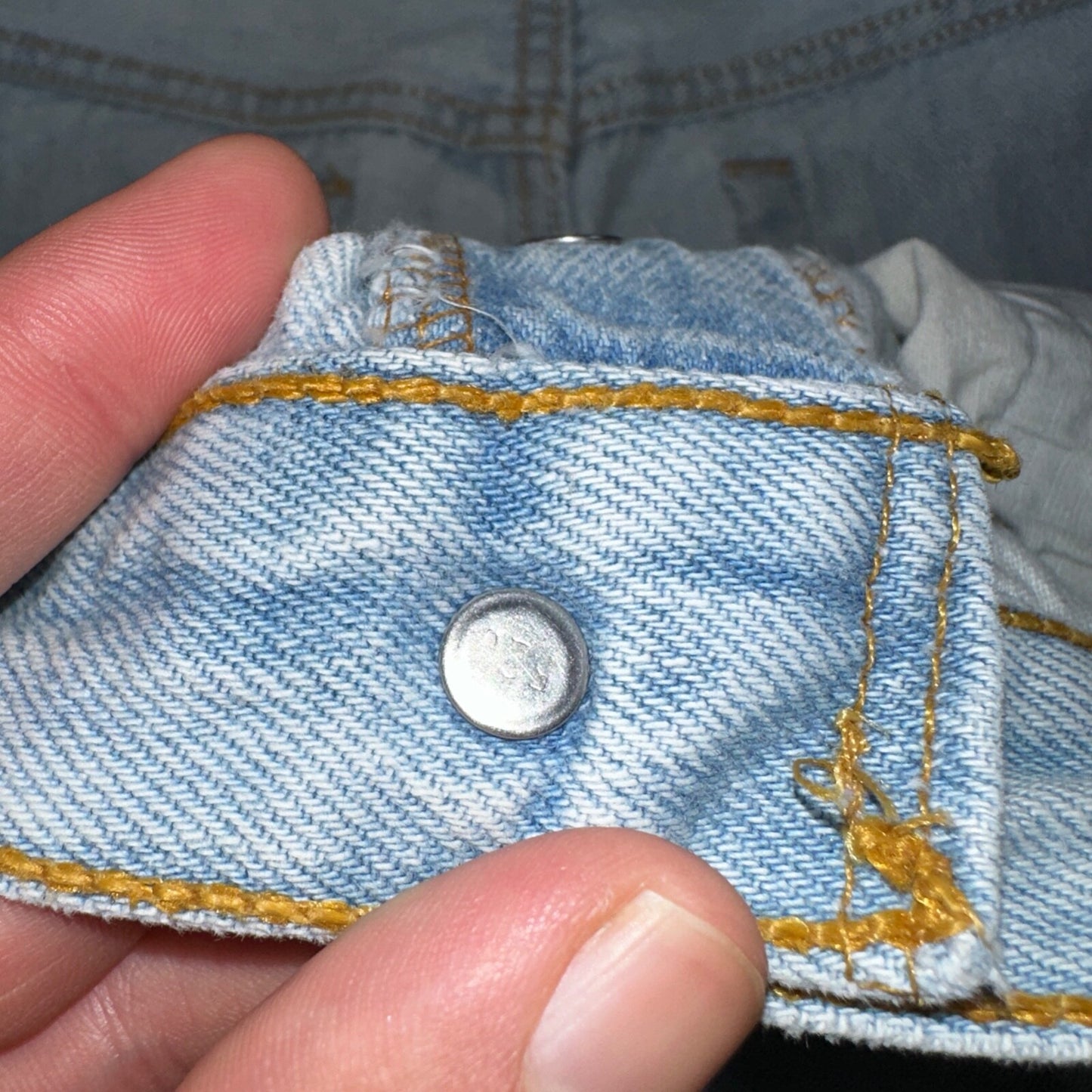 Levis 501 Vintage 90s USA XX Straight Leg Jeans Blue Light Wash 33x34 Act 31x32