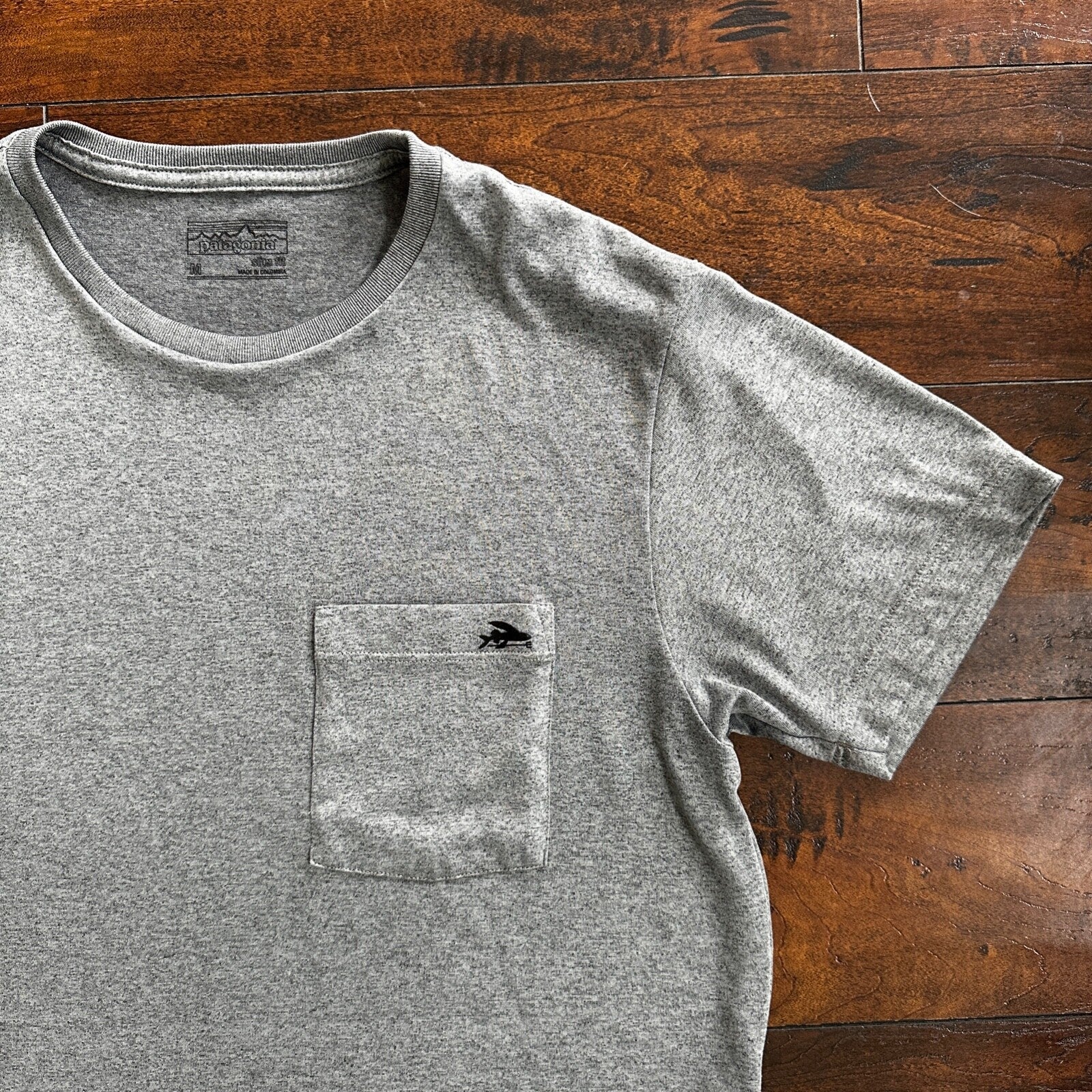 Patagonia Gray Pocket T Shirt Medium Slim Fit Fish Nordstrom Gym Hiking Cool
