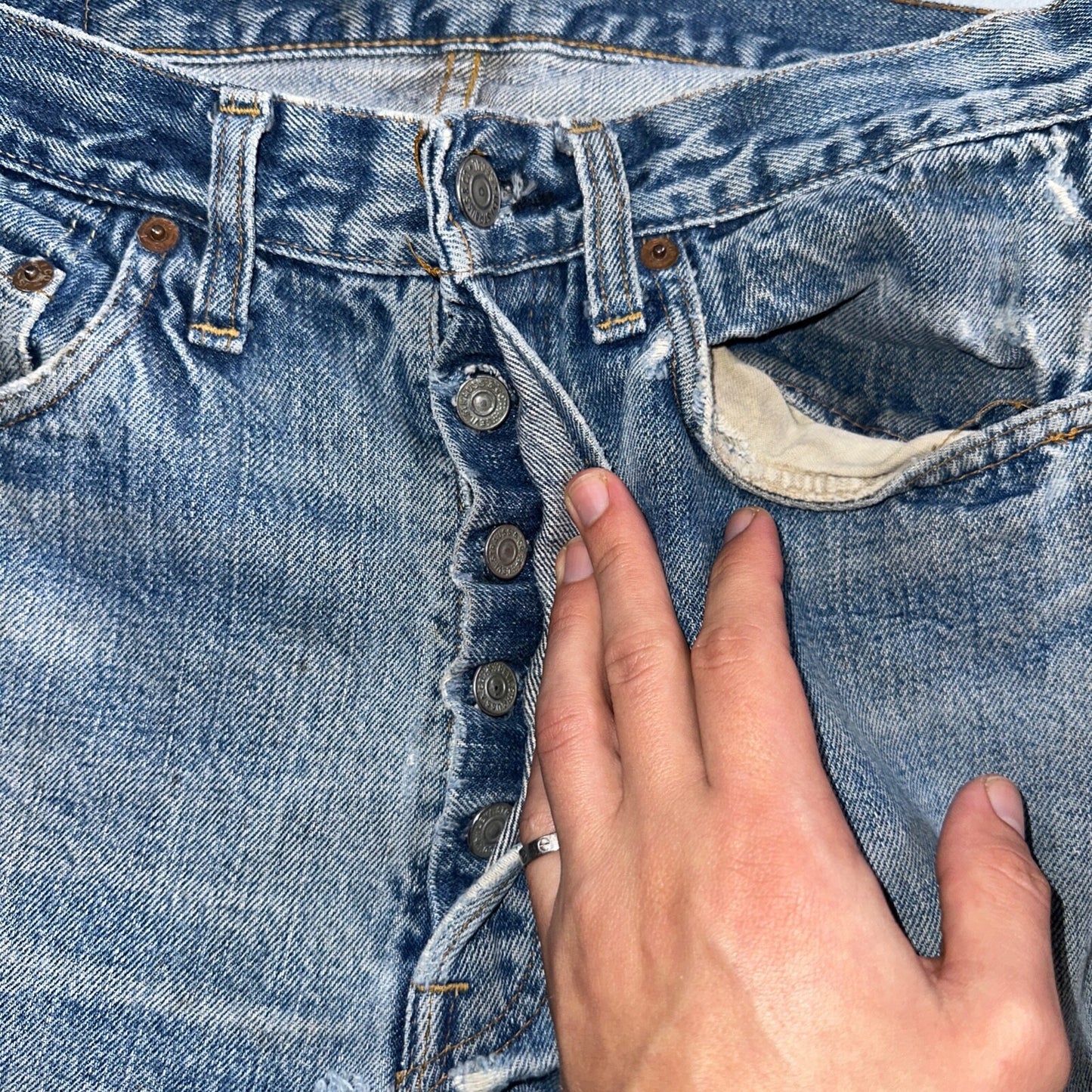 Levis 501 VTG 70s SS Redline Selvedge Jeans XX Thrashed Ripped Act 29x29