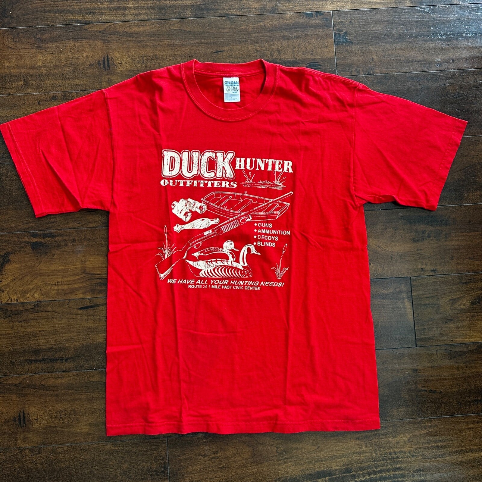 Duck Hunter Vintage T Shirt Swimming Canoe Row Gun Red Y2K Hunting Cool Country