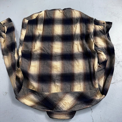 Levis Men's Plaid Flannel Shirt Size M Front Pockets Made in Russia Vintage Y2K