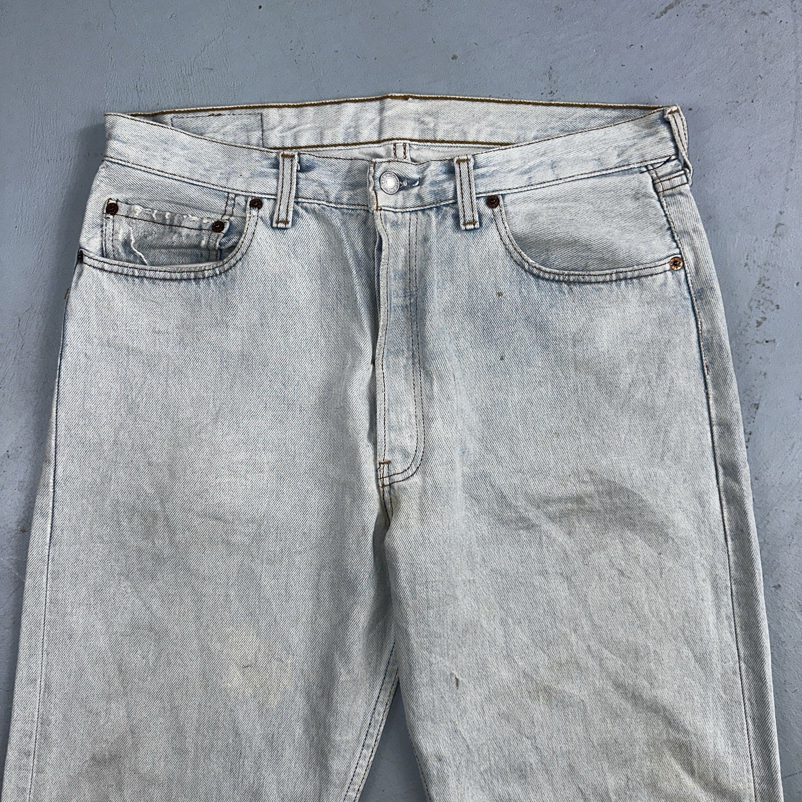Levis 501 Vintage 90s Y2K XX Straight Leg Jeans Blue Light Wash 34x36 Act 33x31