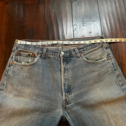 Levis 501 Vintage Y2K Straight Leg XX 2000s Jeans 36x34 Light Wash Act 33x33