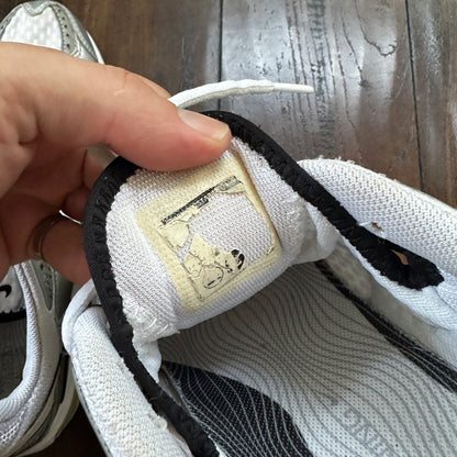 VTG Nike Air Max Womens Athletic Shoes 308677 101 Silver Black White 9.5 Y2K